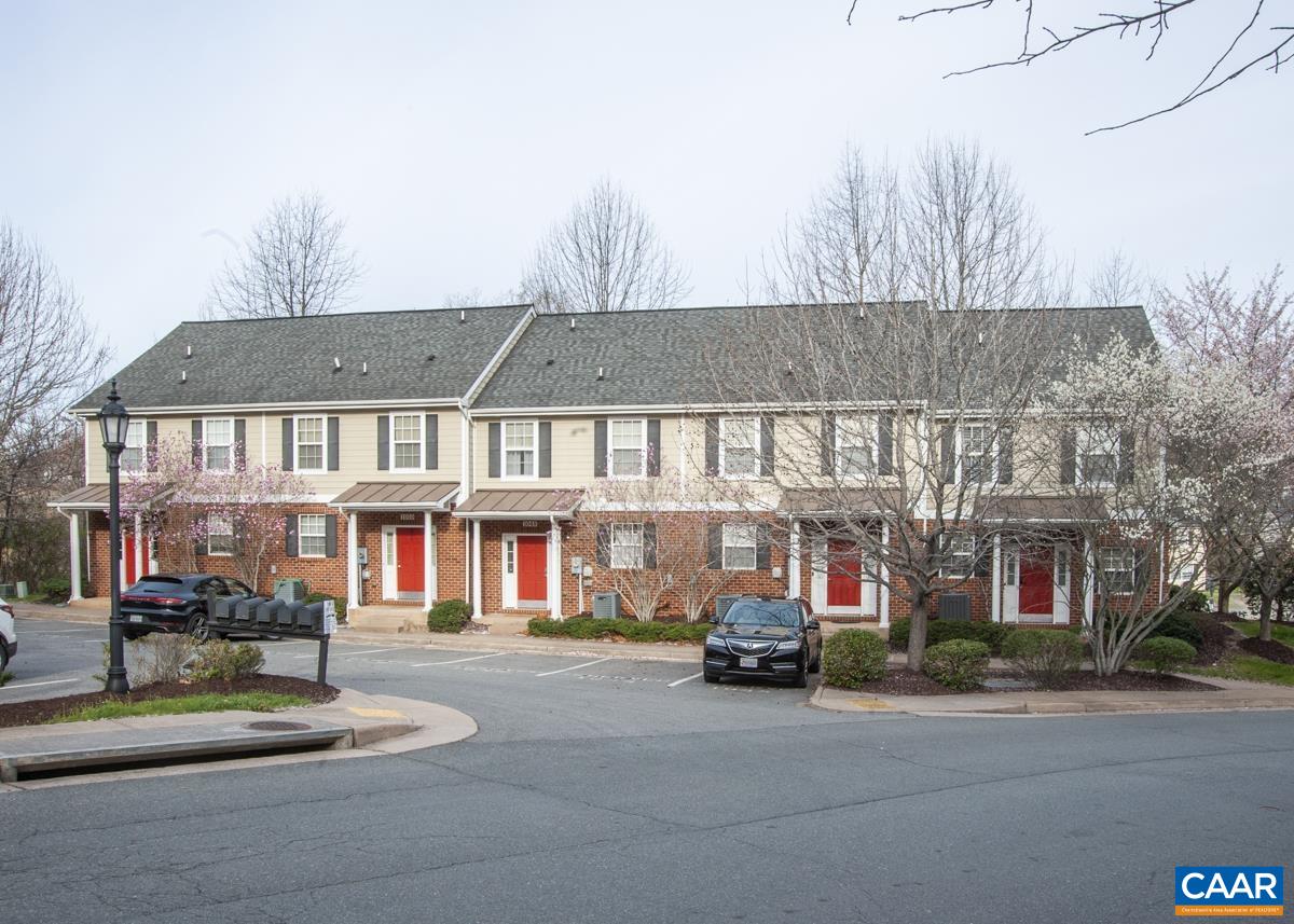 1048 SW 5TH ST, CHARLOTTESVILLE, Virginia 22902, 3 Bedrooms Bedrooms, ,2 BathroomsBathrooms,Residential,1048 SW 5TH ST,675413 MLS # 675413