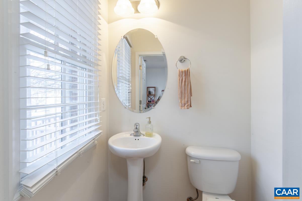 1048 SW 5TH ST, CHARLOTTESVILLE, Virginia 22902, 3 Bedrooms Bedrooms, ,2 BathroomsBathrooms,Residential,1048 SW 5TH ST,675413 MLS # 675413