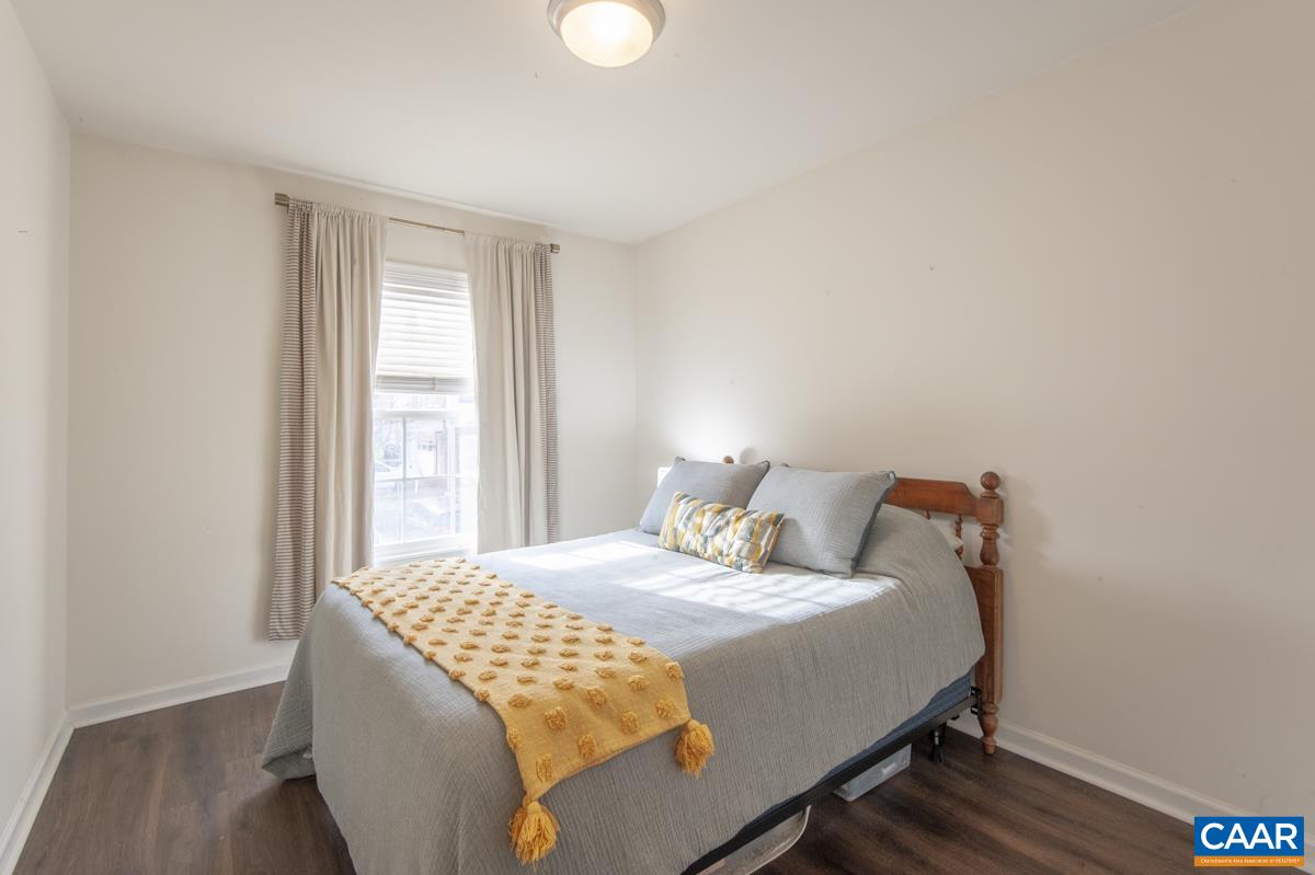 1048 SW 5TH ST, CHARLOTTESVILLE, Virginia 22902, 3 Bedrooms Bedrooms, ,2 BathroomsBathrooms,Residential,1048 SW 5TH ST,675413 MLS # 675413