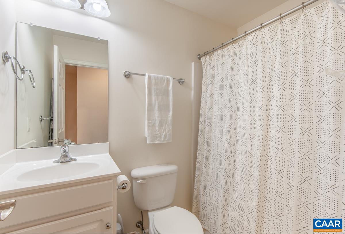 1048 SW 5TH ST, CHARLOTTESVILLE, Virginia 22902, 3 Bedrooms Bedrooms, ,2 BathroomsBathrooms,Residential,1048 SW 5TH ST,675413 MLS # 675413