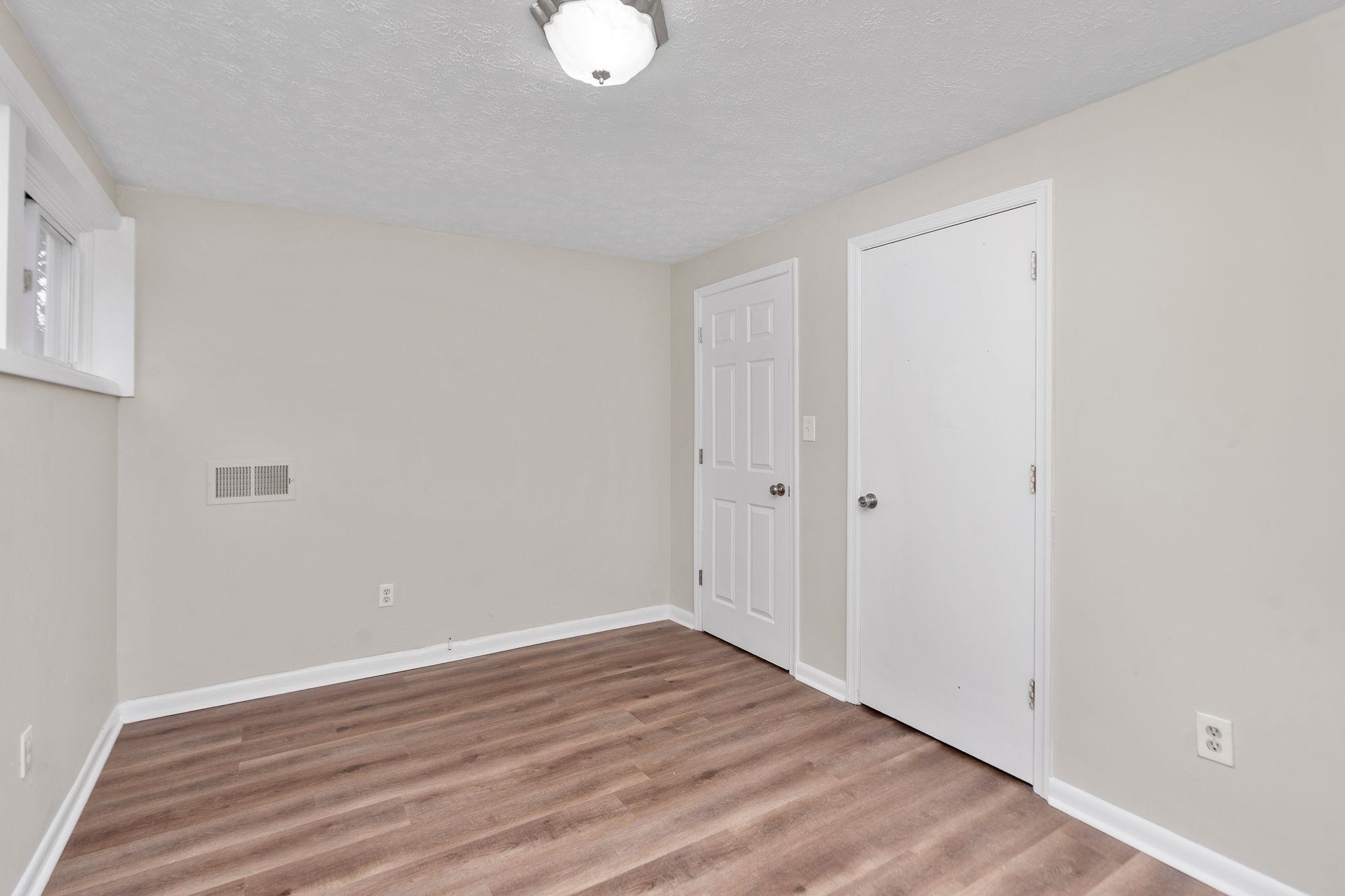 924 WASHINGTON AVE, WAYNESBORO, Virginia 22980, 5 Bedrooms Bedrooms, ,2 BathroomsBathrooms,Residential,924 WASHINGTON AVE,675415 MLS # 675415