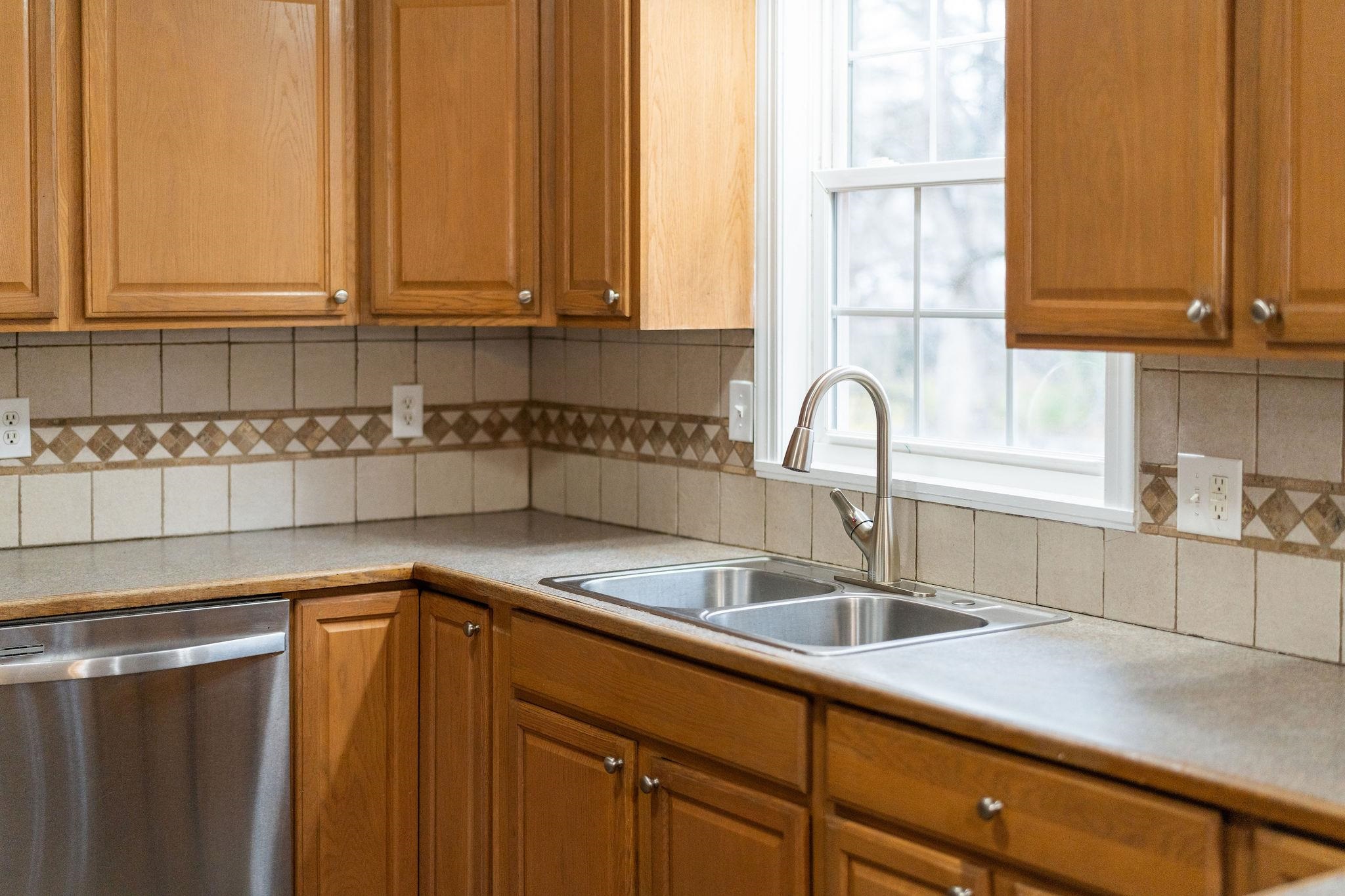 924 WASHINGTON AVE, WAYNESBORO, Virginia 22980, 5 Bedrooms Bedrooms, ,2 BathroomsBathrooms,Residential,924 WASHINGTON AVE,675415 MLS # 675415