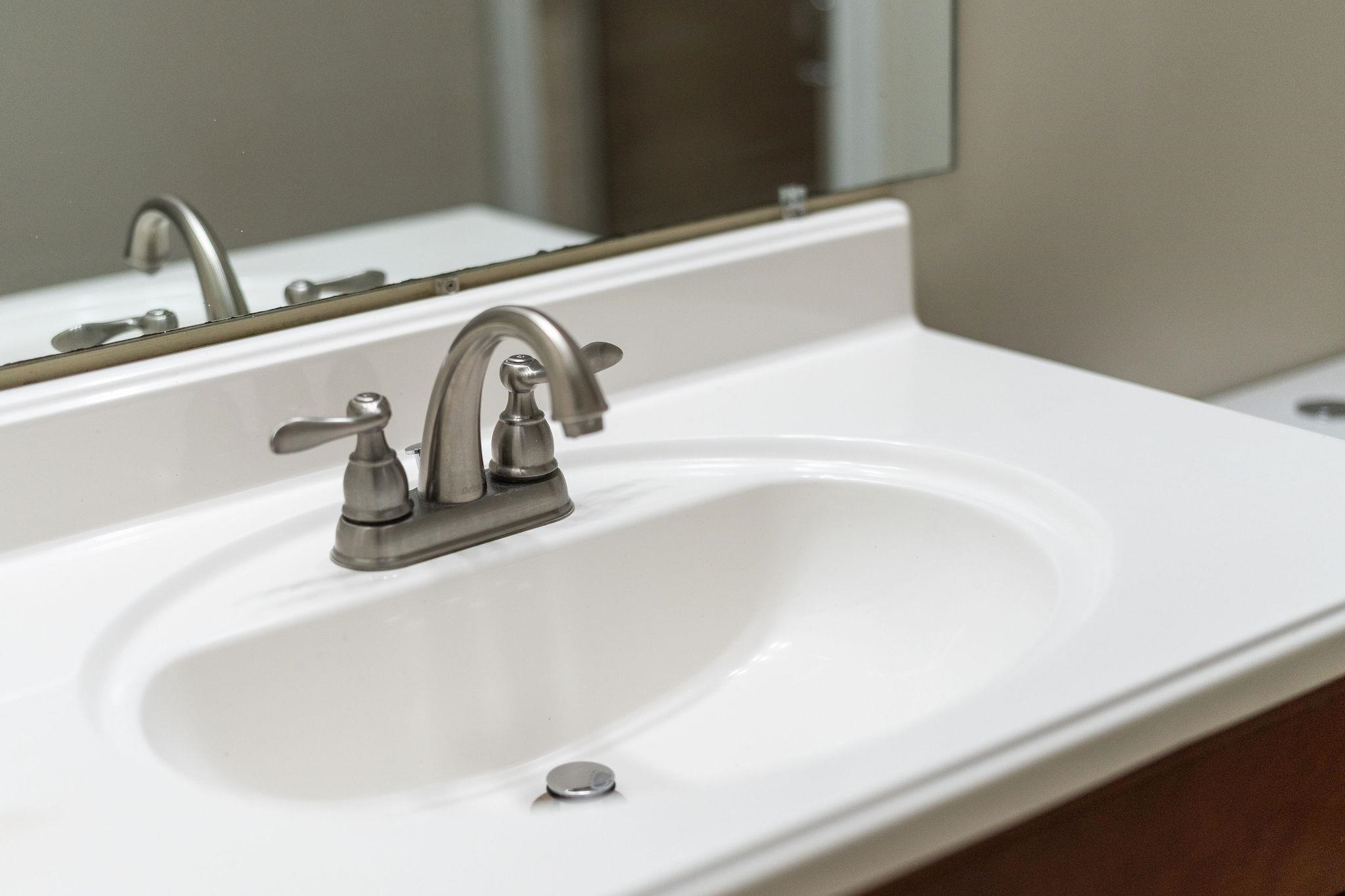 924 WASHINGTON AVE, WAYNESBORO, Virginia 22980, 5 Bedrooms Bedrooms, ,2 BathroomsBathrooms,Residential,924 WASHINGTON AVE,675415 MLS # 675415