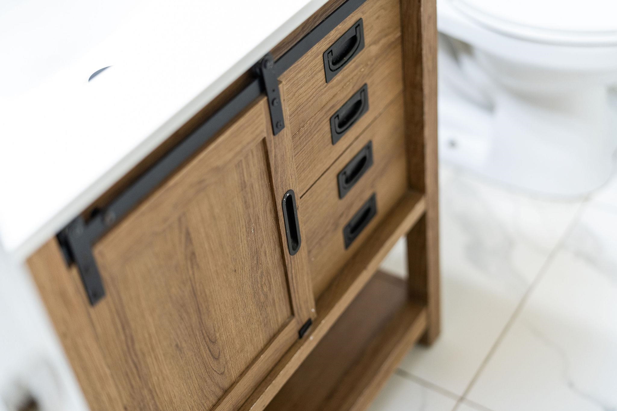 924 WASHINGTON AVE, WAYNESBORO, Virginia 22980, 5 Bedrooms Bedrooms, ,2 BathroomsBathrooms,Residential,924 WASHINGTON AVE,675415 MLS # 675415