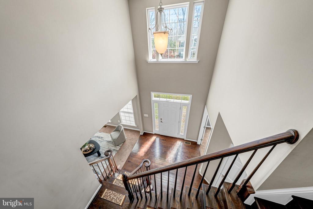 6101 BLACK OAK CT, FREDERICKSBURG, Virginia 22407, 5 Bedrooms Bedrooms, ,3 BathroomsBathrooms,Residential,6101 BLACK OAK CT,VASP2039430 MLS # VASP2039430