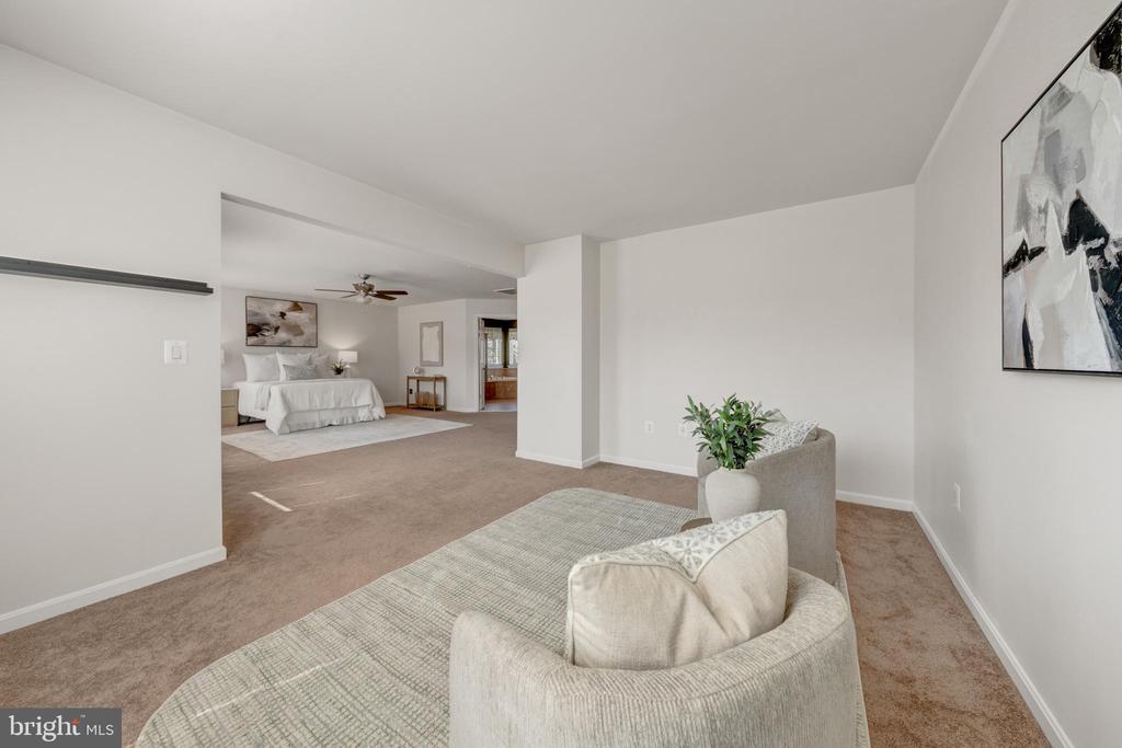 6101 BLACK OAK CT, FREDERICKSBURG, Virginia 22407, 5 Bedrooms Bedrooms, ,3 BathroomsBathrooms,Residential,6101 BLACK OAK CT,VASP2039430 MLS # VASP2039430