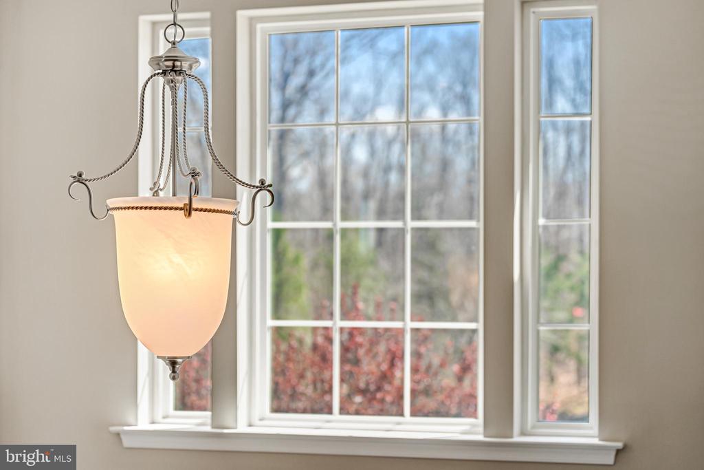 6101 BLACK OAK CT, FREDERICKSBURG, Virginia 22407, 5 Bedrooms Bedrooms, ,3 BathroomsBathrooms,Residential,6101 BLACK OAK CT,VASP2039430 MLS # VASP2039430