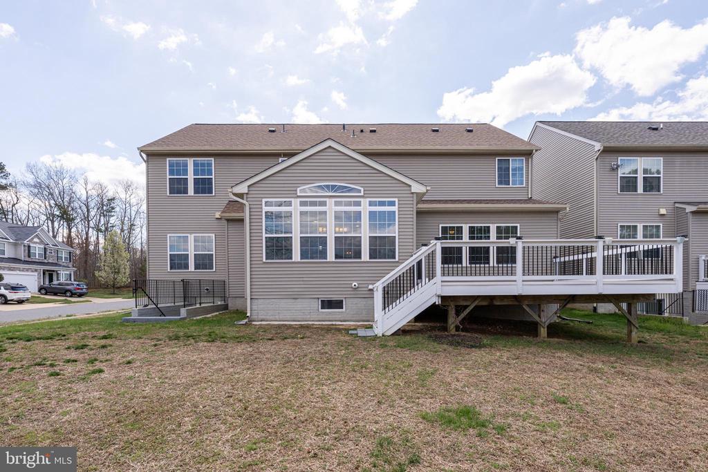 6101 BLACK OAK CT, FREDERICKSBURG, Virginia 22407, 5 Bedrooms Bedrooms, ,3 BathroomsBathrooms,Residential,6101 BLACK OAK CT,VASP2039430 MLS # VASP2039430