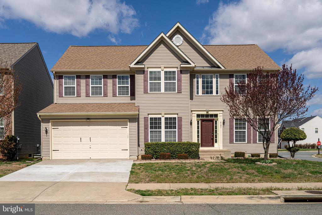 6101 BLACK OAK CT, FREDERICKSBURG, Virginia 22407, 5 Bedrooms Bedrooms, ,3 BathroomsBathrooms,Residential,6101 BLACK OAK CT,VASP2039430 MLS # VASP2039430