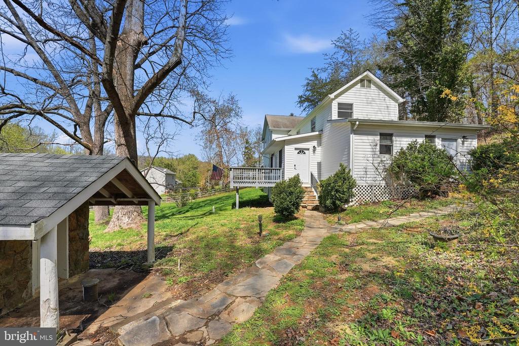 6537 WATERY MOUNTAIN RD, WARRENTON, Virginia 20186, 2 Bedrooms Bedrooms, ,2 BathroomsBathrooms,Residential,6537 WATERY MOUNTAIN RD,VAFQ2020958 MLS # VAFQ2020958 6537 WATERY MOUNTAIN RD, WARRENTON, Virginia 20186, 2 Bedrooms Bedrooms, ,2 BathroomsBathrooms,Residential,6537 WATERY MOUNTAIN RD,VAFQ2020958 MLS # VAFQ2020958