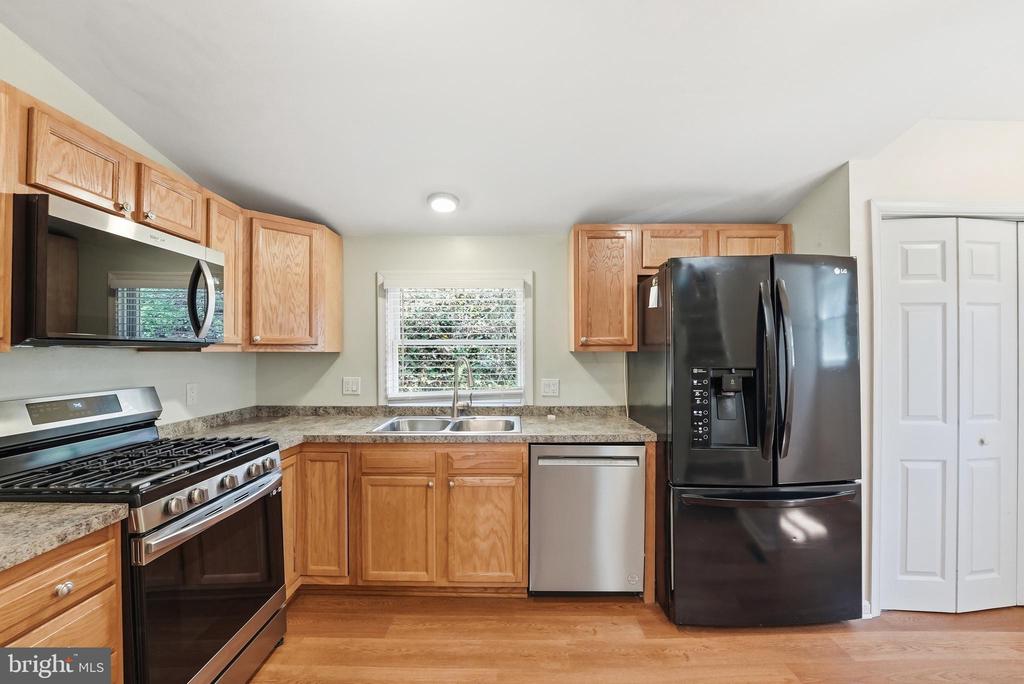 6537 WATERY MOUNTAIN RD, WARRENTON, Virginia 20186, 2 Bedrooms Bedrooms, ,2 BathroomsBathrooms,Residential,6537 WATERY MOUNTAIN RD,VAFQ2020958 MLS # VAFQ2020958 6537 WATERY MOUNTAIN RD, WARRENTON, Virginia 20186, 2 Bedrooms Bedrooms, ,2 BathroomsBathrooms,Residential,6537 WATERY MOUNTAIN RD,VAFQ2020958 MLS # VAFQ2020958