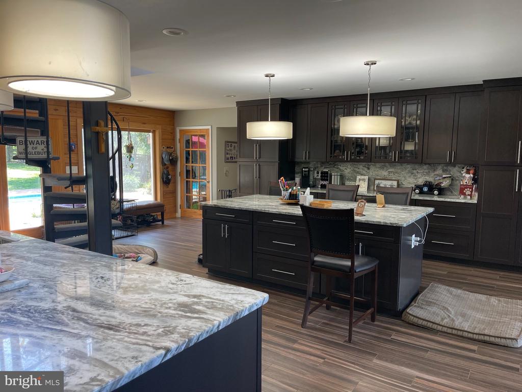 7747 RIVERSIDE FARM RD, MARSHALL, Virginia, 4 Bedrooms Bedrooms, ,3 BathroomsBathrooms,Residential,7747 RIVERSIDE FARM RD,VAFQ2021308 MLS # VAFQ2021308