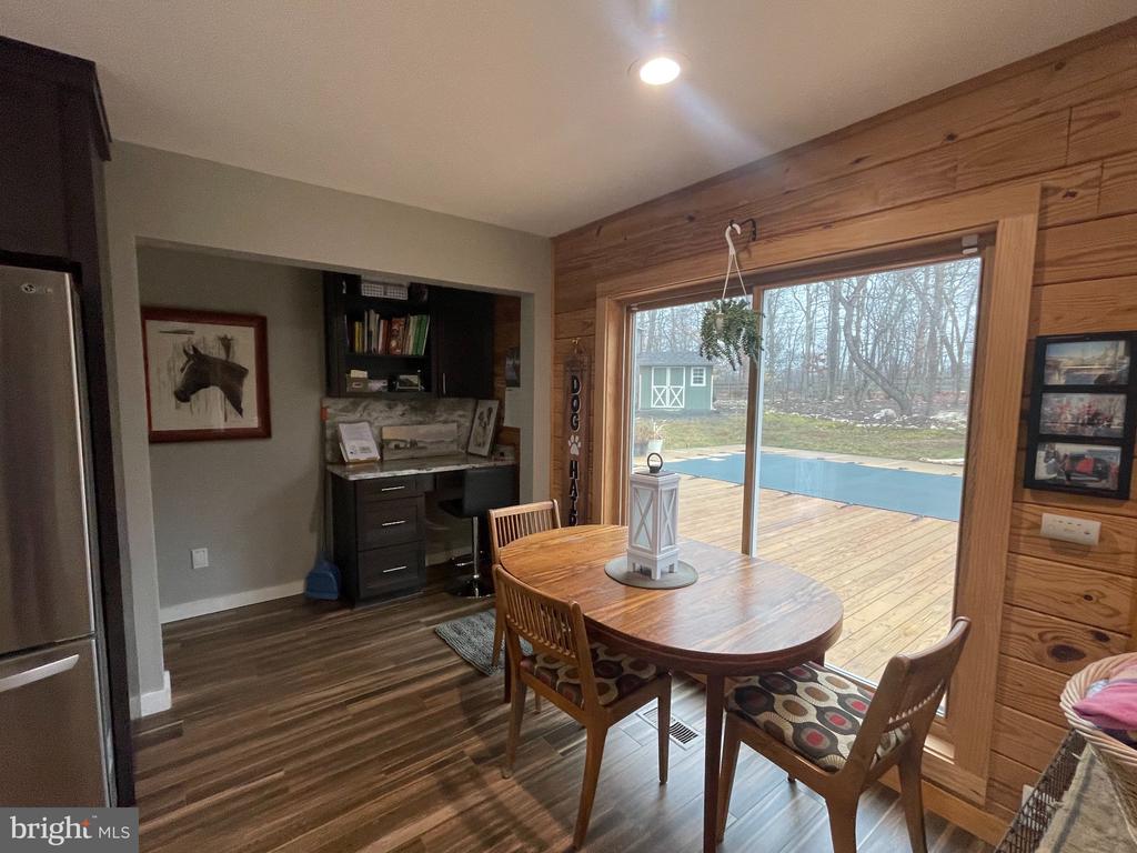 7747 RIVERSIDE FARM RD, MARSHALL, Virginia, 4 Bedrooms Bedrooms, ,3 BathroomsBathrooms,Residential,7747 RIVERSIDE FARM RD,VAFQ2021308 MLS # VAFQ2021308