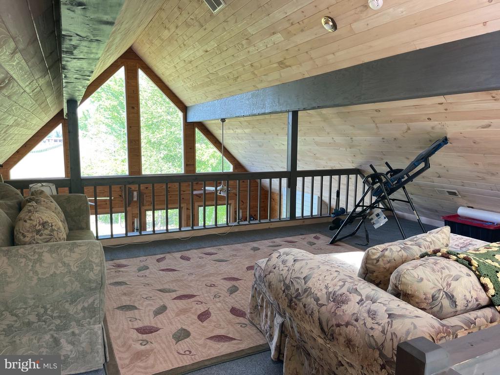 7747 RIVERSIDE FARM RD, MARSHALL, Virginia, 4 Bedrooms Bedrooms, ,3 BathroomsBathrooms,Residential,7747 RIVERSIDE FARM RD,VAFQ2021308 MLS # VAFQ2021308