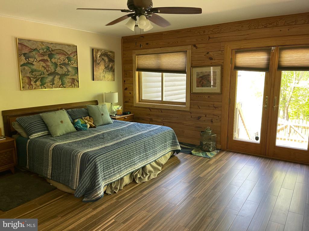 7747 RIVERSIDE FARM RD, MARSHALL, Virginia, 4 Bedrooms Bedrooms, ,3 BathroomsBathrooms,Residential,7747 RIVERSIDE FARM RD,VAFQ2021308 MLS # VAFQ2021308