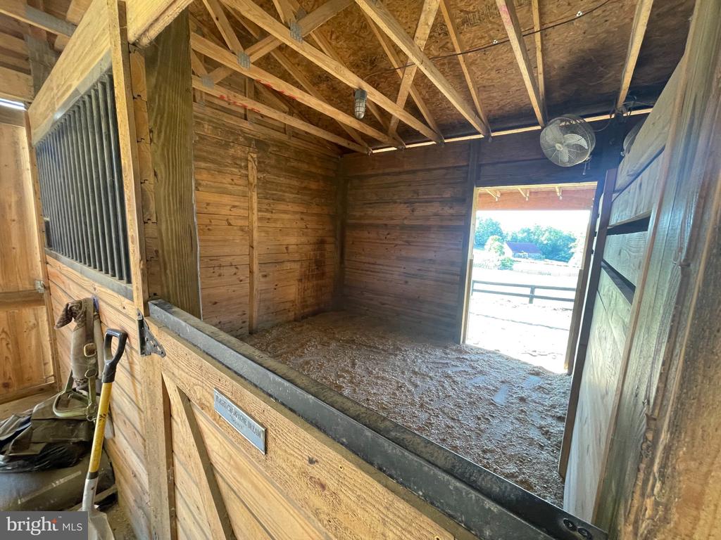 7747 RIVERSIDE FARM RD, MARSHALL, Virginia, 4 Bedrooms Bedrooms, ,3 BathroomsBathrooms,Residential,7747 RIVERSIDE FARM RD,VAFQ2021308 MLS # VAFQ2021308