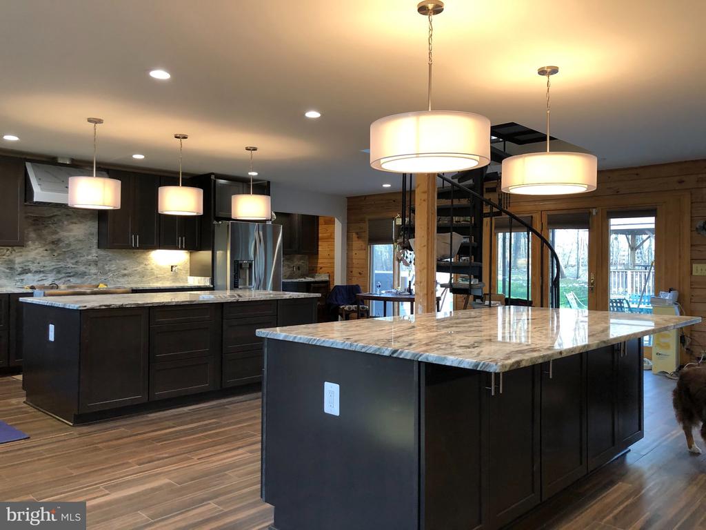 7747 RIVERSIDE FARM RD, MARSHALL, Virginia, 4 Bedrooms Bedrooms, ,3 BathroomsBathrooms,Residential,7747 RIVERSIDE FARM RD,VAFQ2021308 MLS # VAFQ2021308