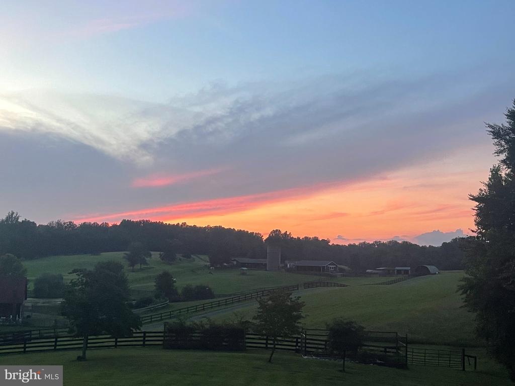 7747 RIVERSIDE FARM RD, MARSHALL, Virginia, 4 Bedrooms Bedrooms, ,3 BathroomsBathrooms,Residential,7747 RIVERSIDE FARM RD,VAFQ2021308 MLS # VAFQ2021308