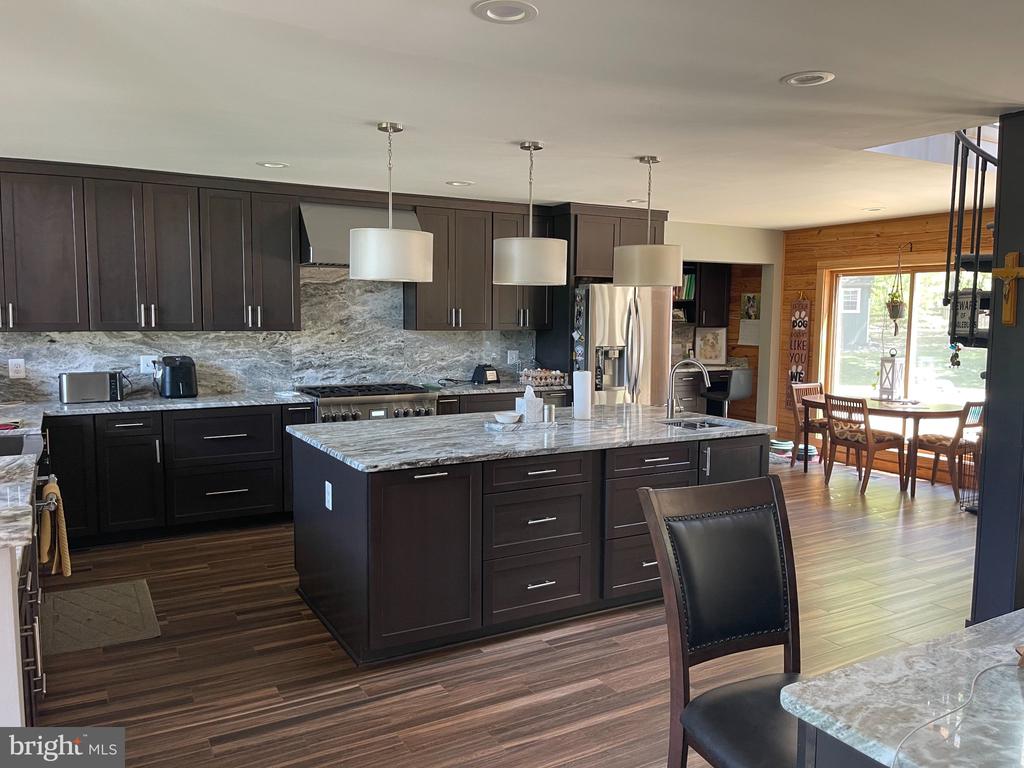 7747 RIVERSIDE FARM RD, MARSHALL, Virginia, 4 Bedrooms Bedrooms, ,3 BathroomsBathrooms,Residential,7747 RIVERSIDE FARM RD,VAFQ2021308 MLS # VAFQ2021308