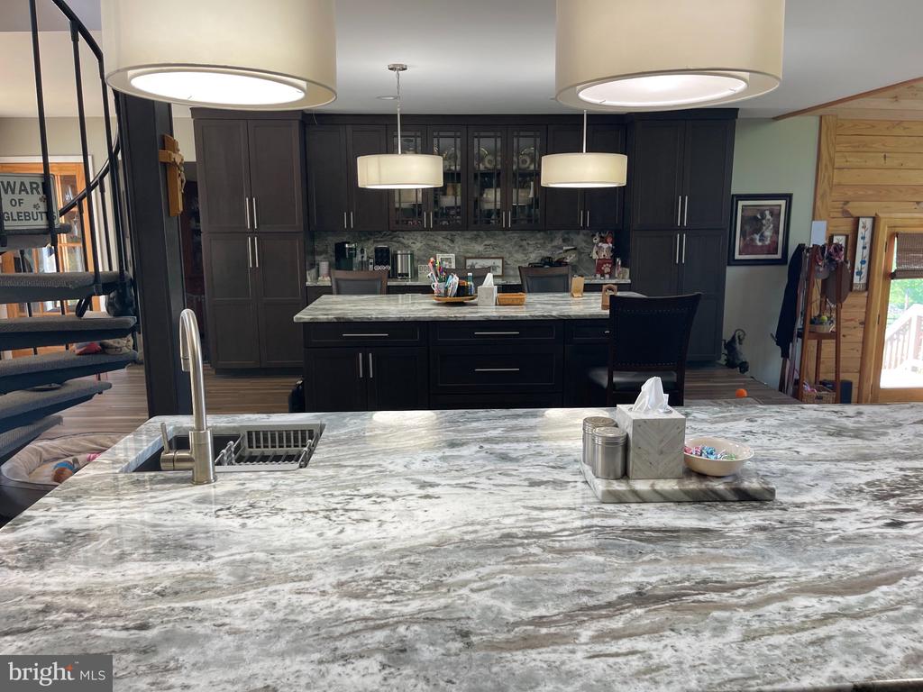 7747 RIVERSIDE FARM RD, MARSHALL, Virginia, 4 Bedrooms Bedrooms, ,3 BathroomsBathrooms,Residential,7747 RIVERSIDE FARM RD,VAFQ2021308 MLS # VAFQ2021308