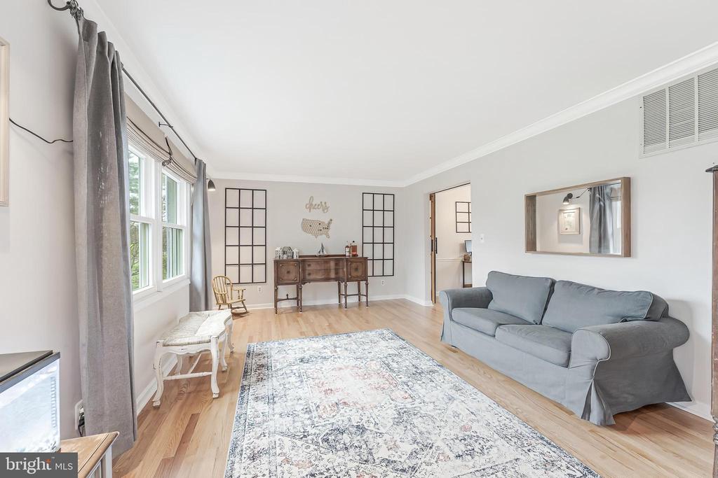 7277 MOSBY DR, WARRENTON, Virginia, 5 Bedrooms Bedrooms, ,3 BathroomsBathrooms,Residential,7277 MOSBY DR,VAFQ2021254 MLS # VAFQ2021254 7277 MOSBY DR, WARRENTON, Virginia, 5 Bedrooms Bedrooms, ,3 BathroomsBathrooms,Residential,7277 MOSBY DR,VAFQ2021254 MLS # VAFQ2021254