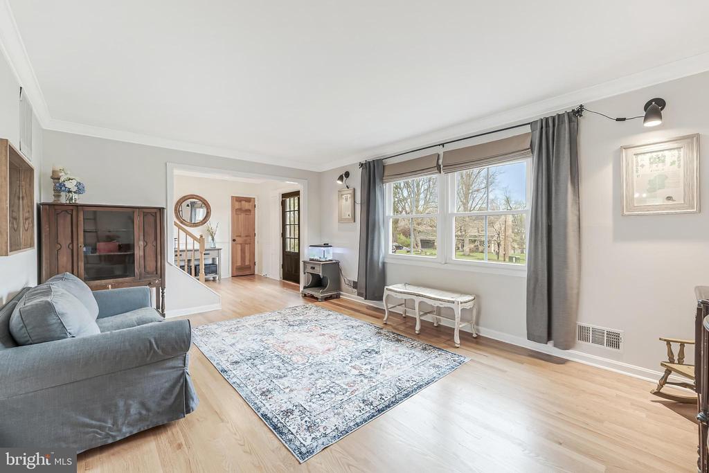 7277 MOSBY DR, WARRENTON, Virginia, 5 Bedrooms Bedrooms, ,3 BathroomsBathrooms,Residential,7277 MOSBY DR,VAFQ2021254 MLS # VAFQ2021254 7277 MOSBY DR, WARRENTON, Virginia, 5 Bedrooms Bedrooms, ,3 BathroomsBathrooms,Residential,7277 MOSBY DR,VAFQ2021254 MLS # VAFQ2021254