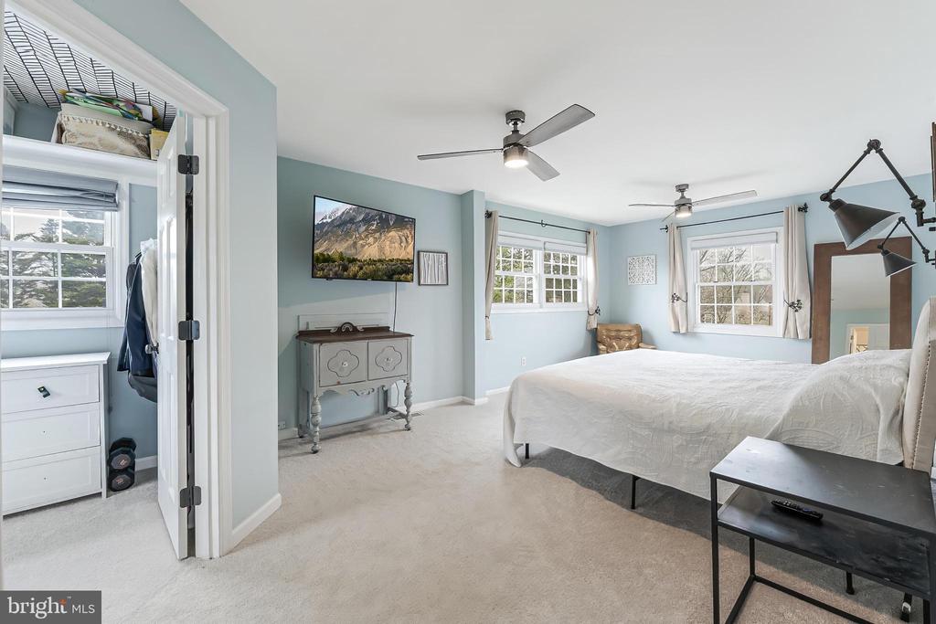 7277 MOSBY DR, WARRENTON, Virginia, 5 Bedrooms Bedrooms, ,3 BathroomsBathrooms,Residential,7277 MOSBY DR,VAFQ2021254 MLS # VAFQ2021254 7277 MOSBY DR, WARRENTON, Virginia, 5 Bedrooms Bedrooms, ,3 BathroomsBathrooms,Residential,7277 MOSBY DR,VAFQ2021254 MLS # VAFQ2021254