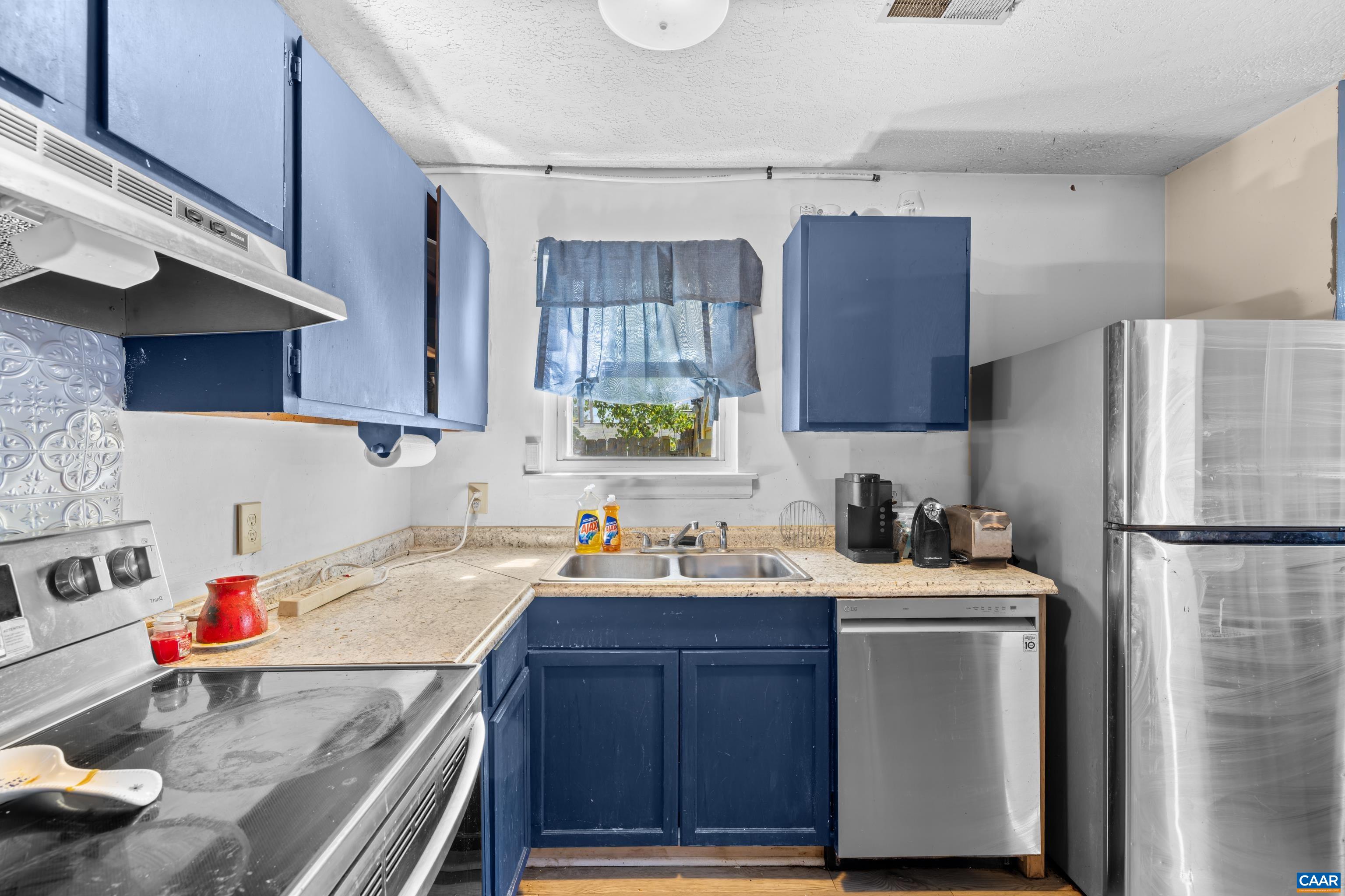 215 DICE ST, CHARLOTTESVILLE, Virginia 22902, 3 Bedrooms Bedrooms, ,1 BathroomBathrooms,Residential,215 DICE ST,674930 MLS # 674930