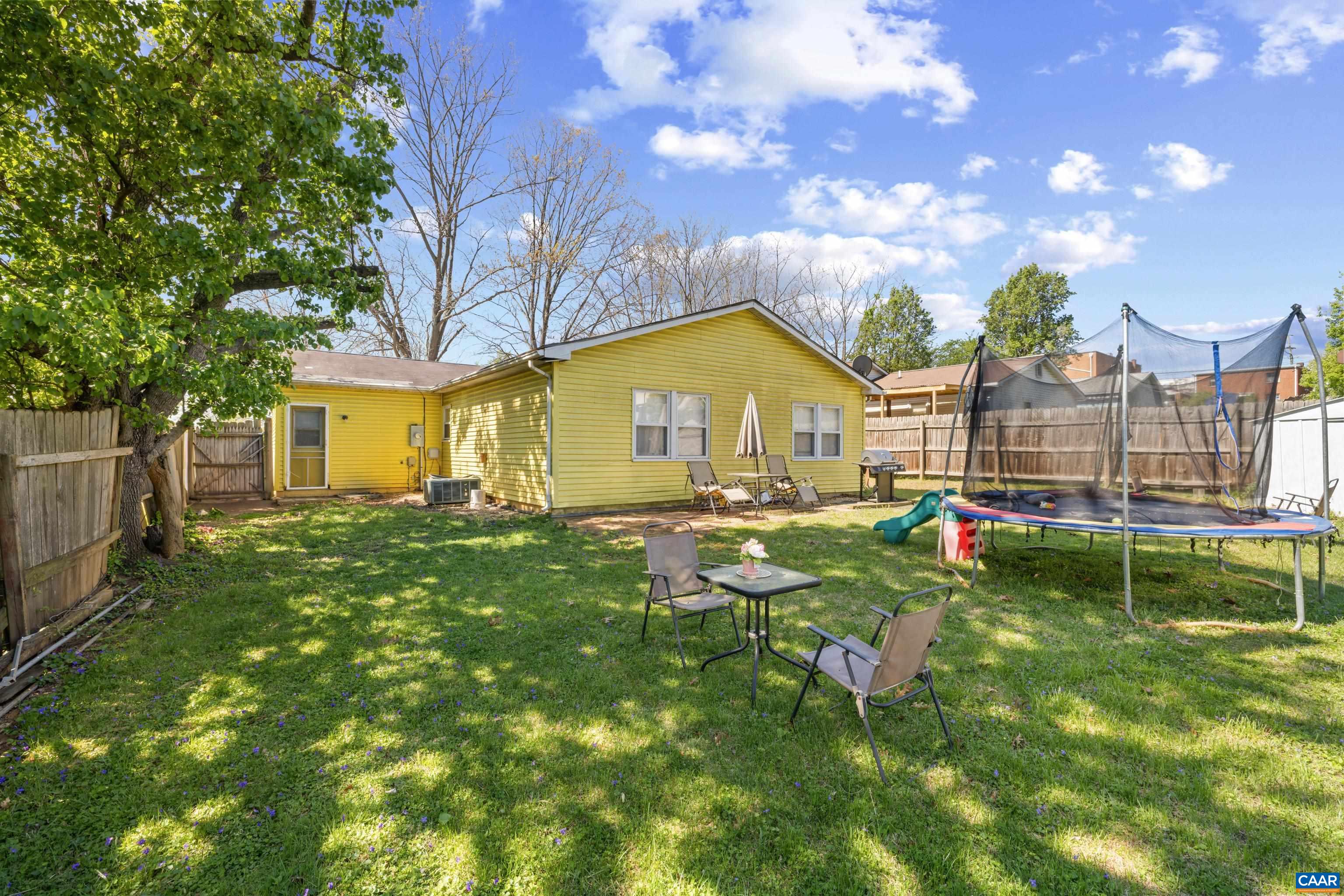 215 DICE ST, CHARLOTTESVILLE, Virginia 22902, 3 Bedrooms Bedrooms, ,1 BathroomBathrooms,Residential,215 DICE ST,674930 MLS # 674930