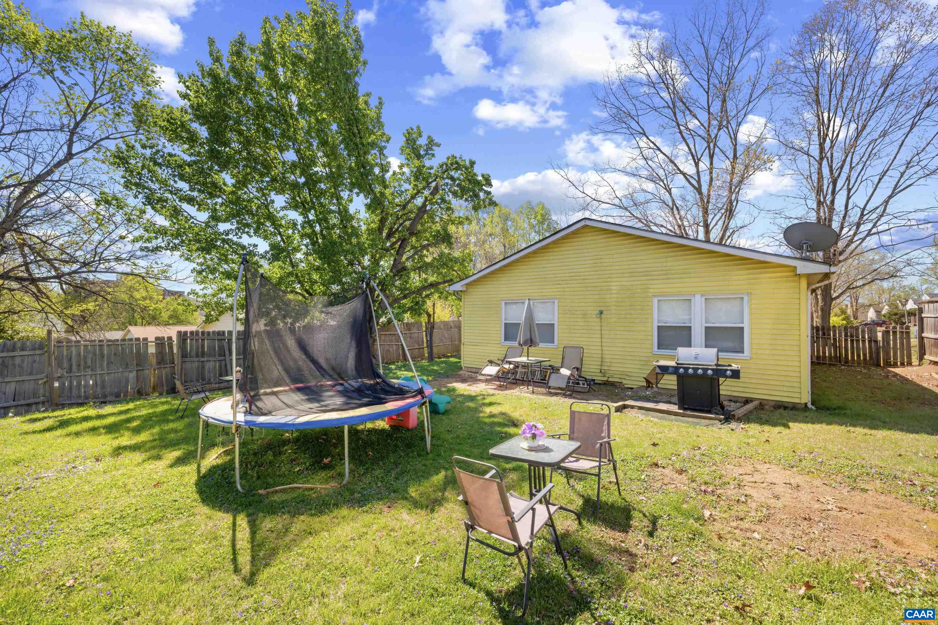 215 DICE ST, CHARLOTTESVILLE, Virginia 22902, 3 Bedrooms Bedrooms, ,1 BathroomBathrooms,Residential,215 DICE ST,674930 MLS # 674930