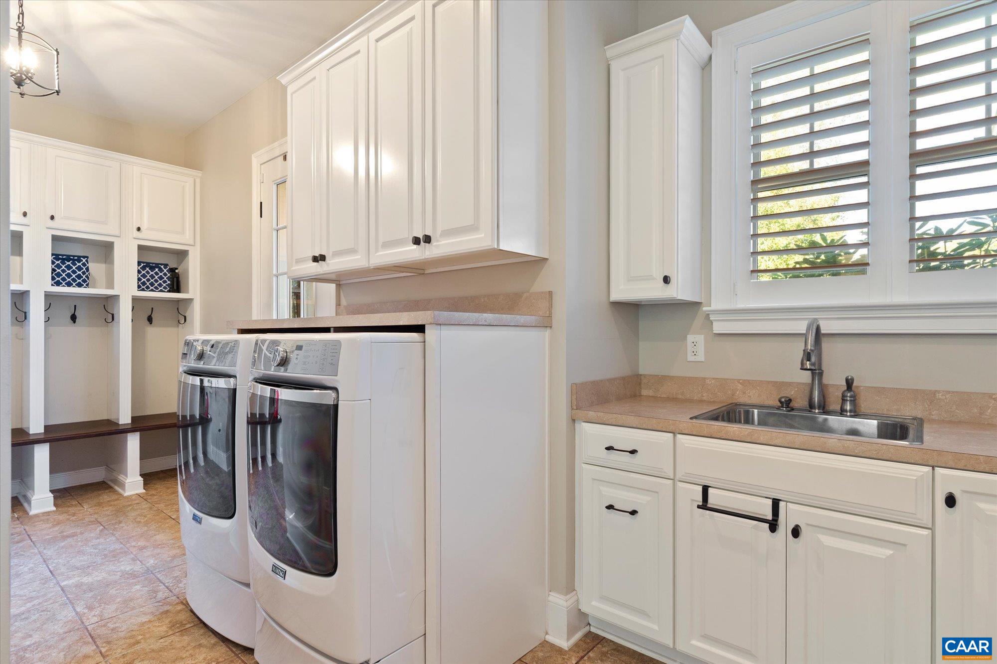 585 CHESAPEAKE BAY PL, CHARLOTTESVILLE, Virginia 22903, 7 Bedrooms Bedrooms, ,6 BathroomsBathrooms,Residential,585 CHESAPEAKE BAY PL,675197 MLS # 675197