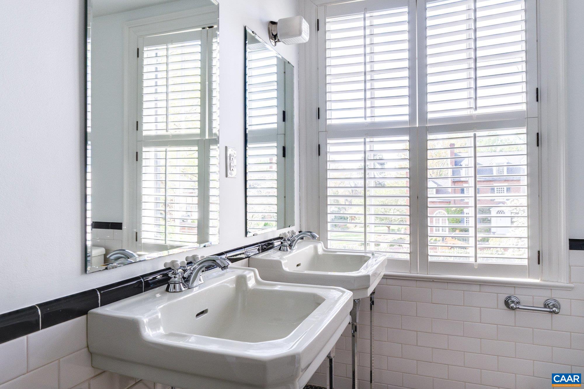 1108 HILLTOP RD, CHARLOTTESVILLE, Virginia 22903, 5 Bedrooms Bedrooms, ,4 BathroomsBathrooms,Residential,1108 HILLTOP RD,675417 MLS # 675417