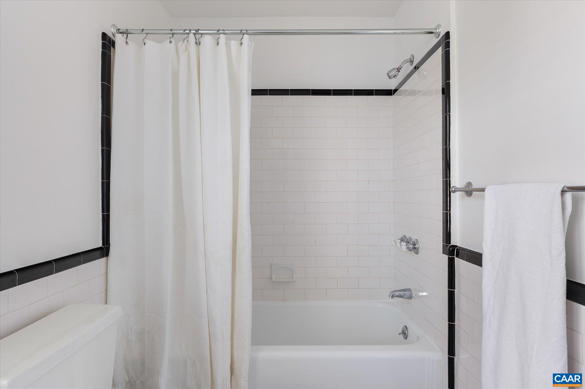 1108 HILLTOP RD, CHARLOTTESVILLE, Virginia 22903, 5 Bedrooms Bedrooms, ,4 BathroomsBathrooms,Residential,1108 HILLTOP RD,675417 MLS # 675417