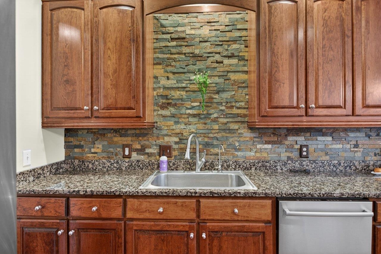 580 REGIMENT RD, PENN LAIRD, Virginia 22846, 5 Bedrooms Bedrooms, ,3 BathroomsBathrooms,Residential,580 REGIMENT RD,675421 MLS # 675421