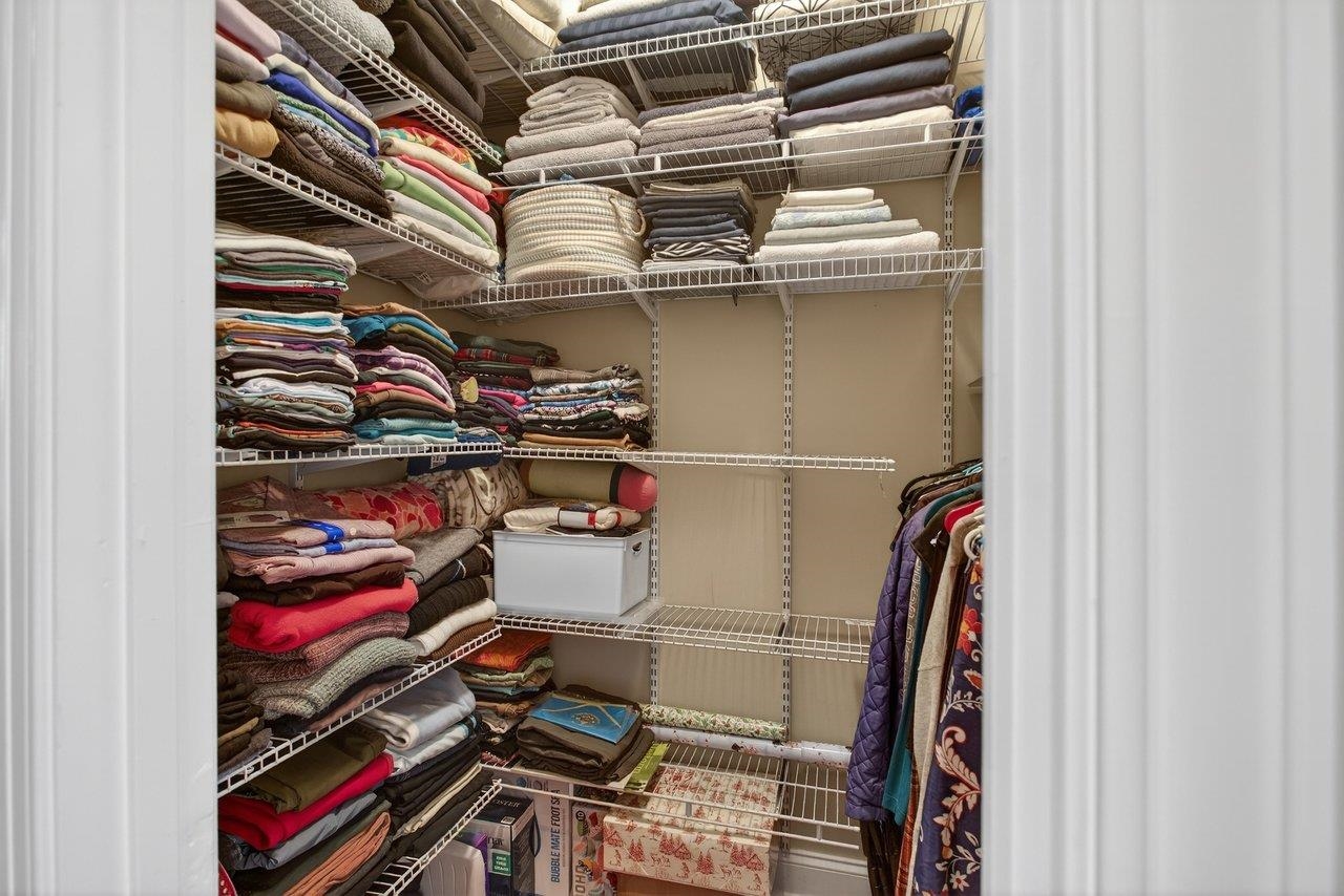 580 REGIMENT RD, PENN LAIRD, Virginia 22846, 5 Bedrooms Bedrooms, ,3 BathroomsBathrooms,Residential,580 REGIMENT RD,675421 MLS # 675421