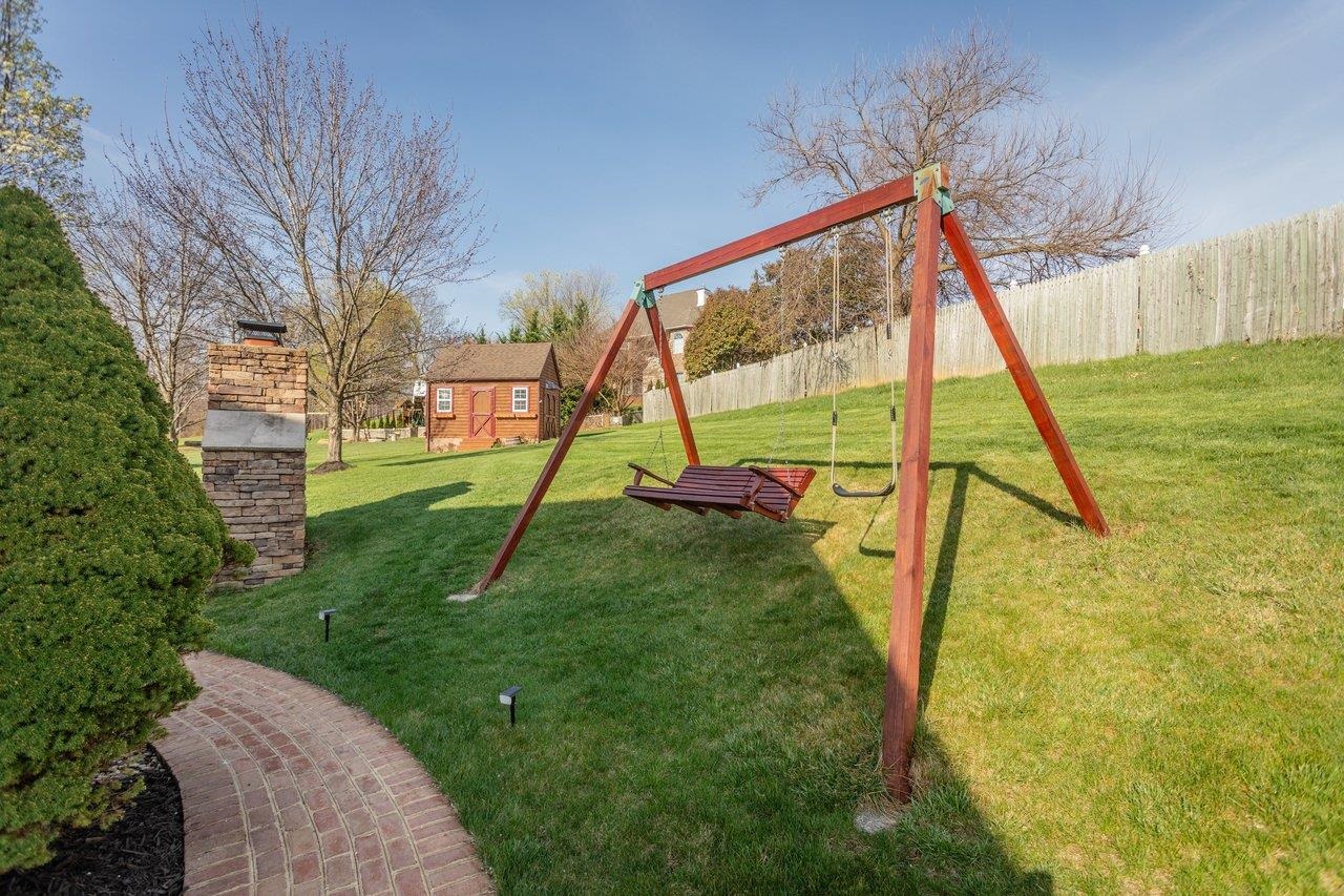 580 REGIMENT RD, PENN LAIRD, Virginia 22846, 5 Bedrooms Bedrooms, ,3 BathroomsBathrooms,Residential,580 REGIMENT RD,675421 MLS # 675421