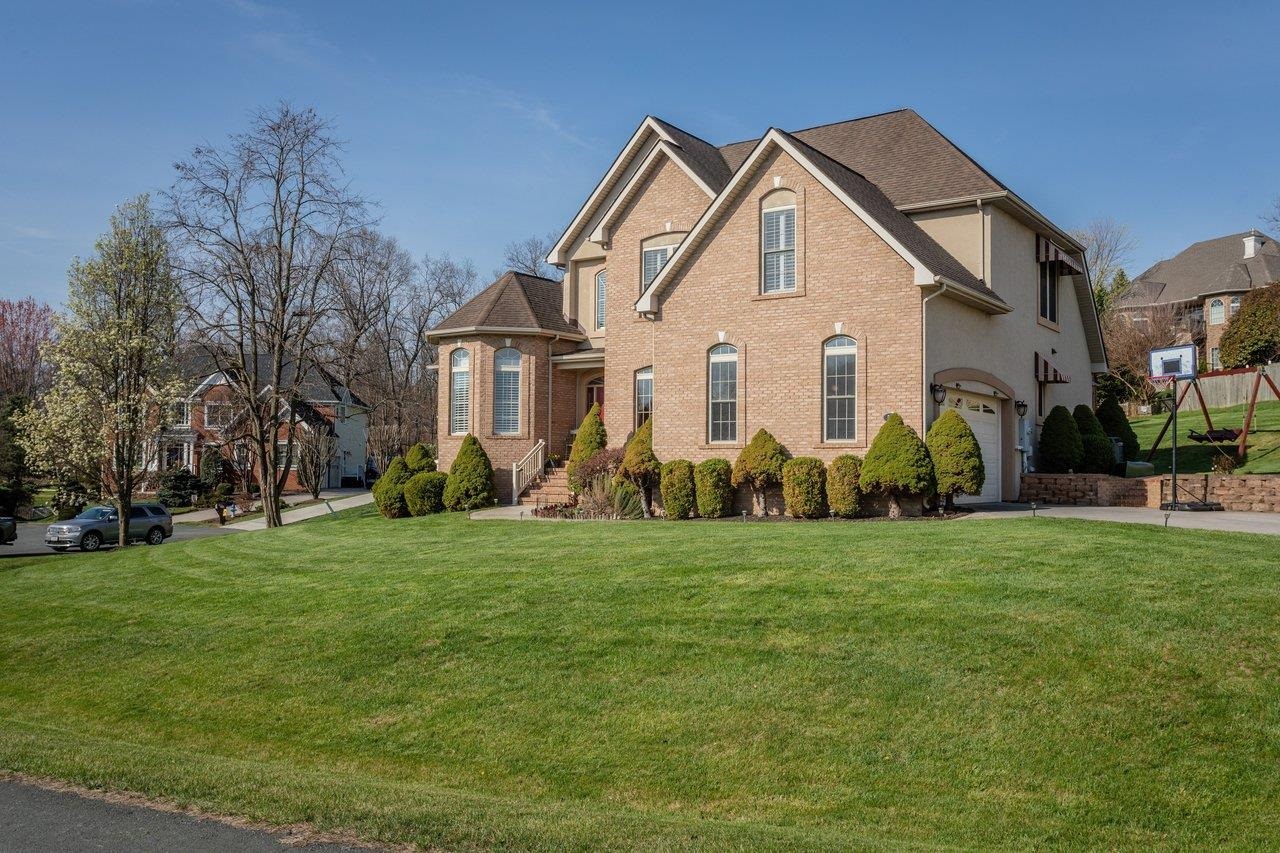 580 REGIMENT RD, PENN LAIRD, Virginia 22846, 5 Bedrooms Bedrooms, ,3 BathroomsBathrooms,Residential,580 REGIMENT RD,675421 MLS # 675421