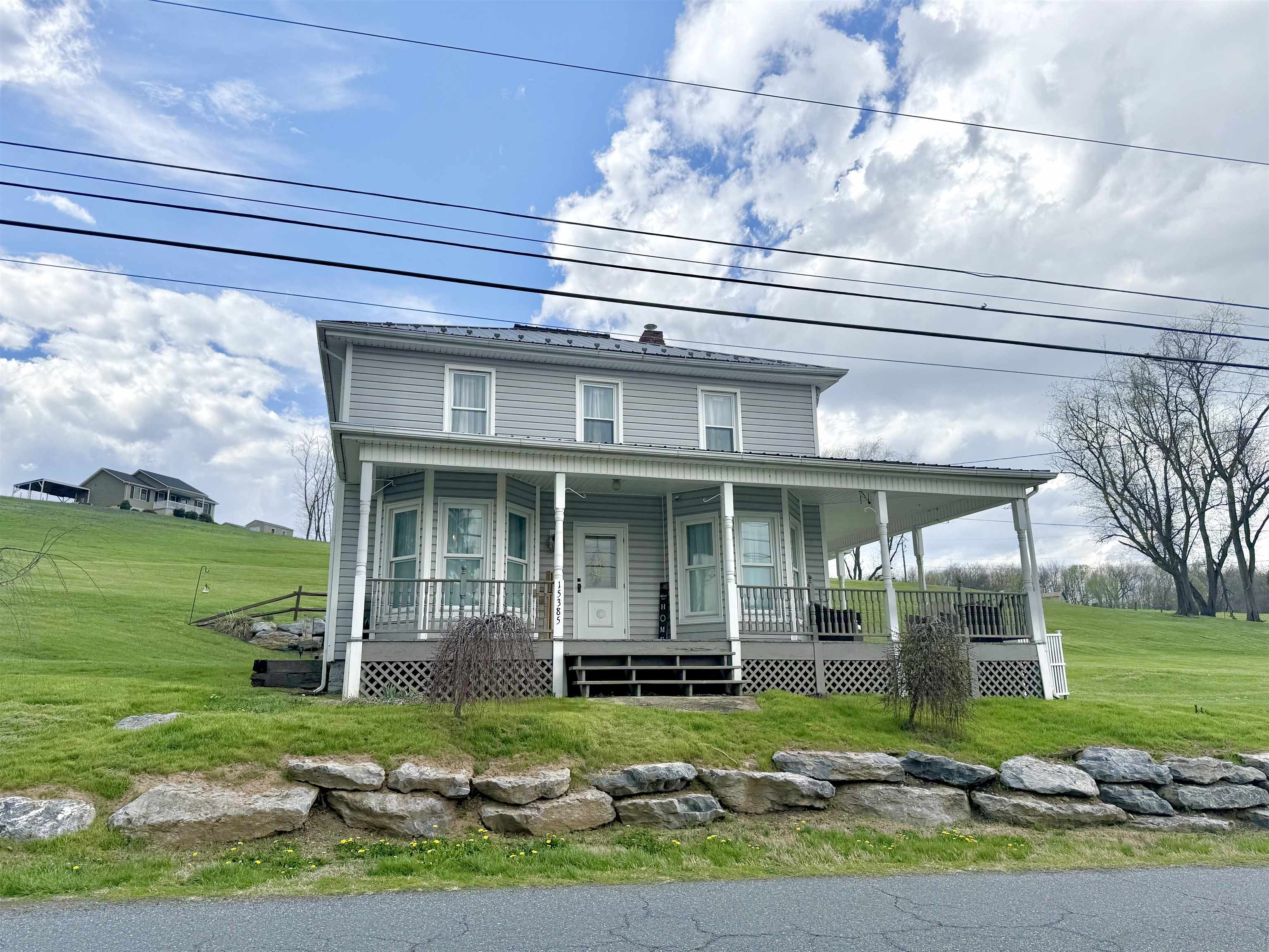 15385 EVERGREEN VALLEY RD, TIMBERVILLE, Virginia 22853, 5 Bedrooms Bedrooms, ,2 BathroomsBathrooms,Residential,15385 EVERGREEN VALLEY RD,675423 MLS # 675423