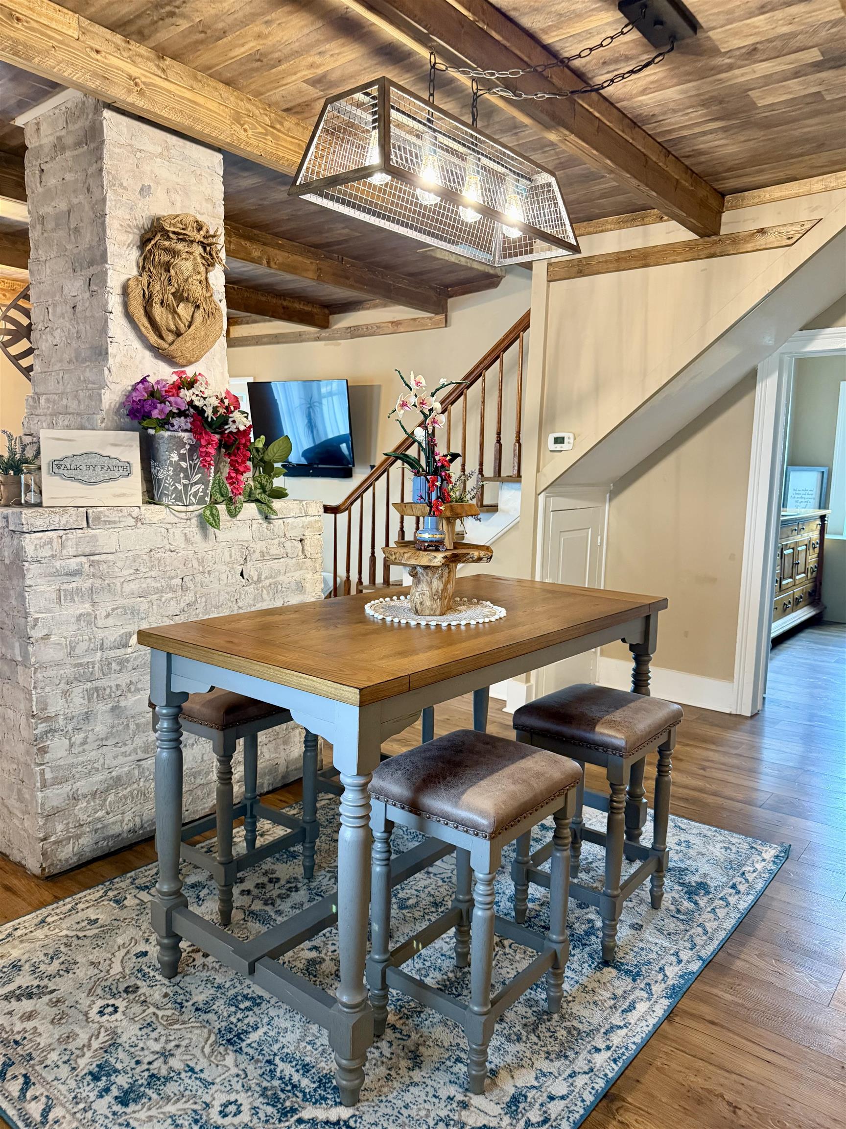 15385 EVERGREEN VALLEY RD, TIMBERVILLE, Virginia 22853, 5 Bedrooms Bedrooms, ,2 BathroomsBathrooms,Residential,15385 EVERGREEN VALLEY RD,675423 MLS # 675423