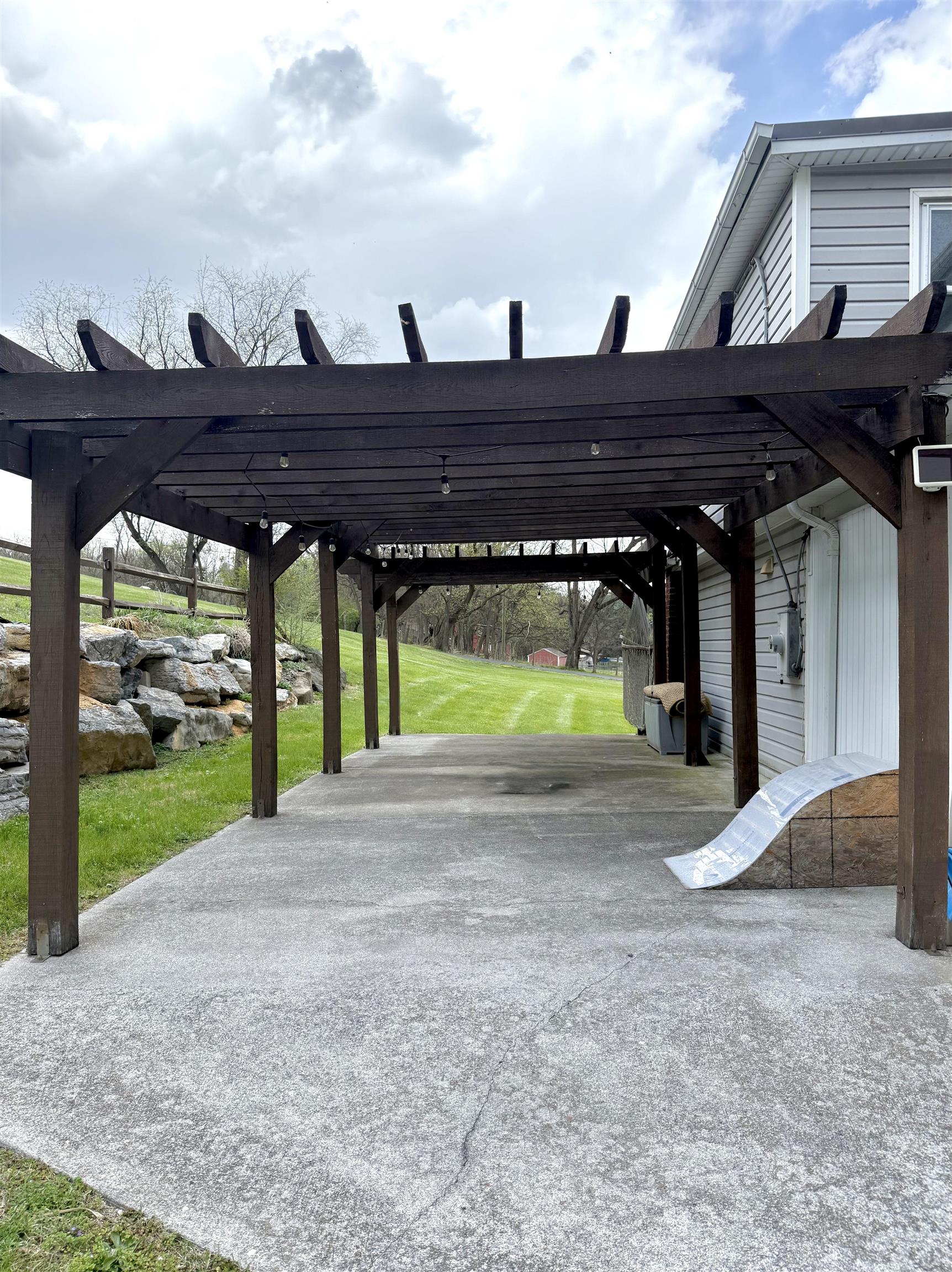 15385 EVERGREEN VALLEY RD, TIMBERVILLE, Virginia 22853, 5 Bedrooms Bedrooms, ,2 BathroomsBathrooms,Residential,15385 EVERGREEN VALLEY RD,675423 MLS # 675423