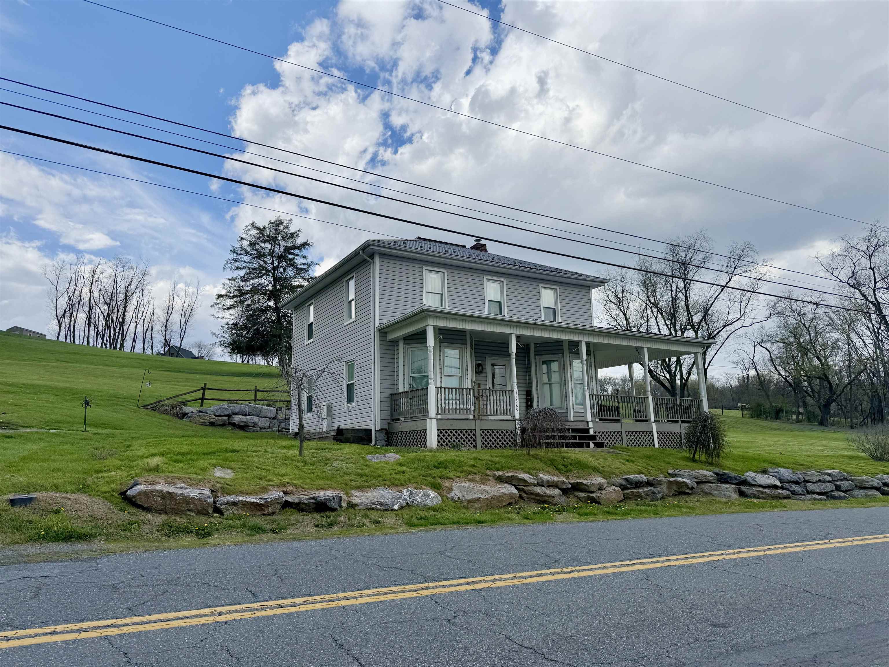 15385 EVERGREEN VALLEY RD, TIMBERVILLE, Virginia 22853, 5 Bedrooms Bedrooms, ,2 BathroomsBathrooms,Residential,15385 EVERGREEN VALLEY RD,675423 MLS # 675423