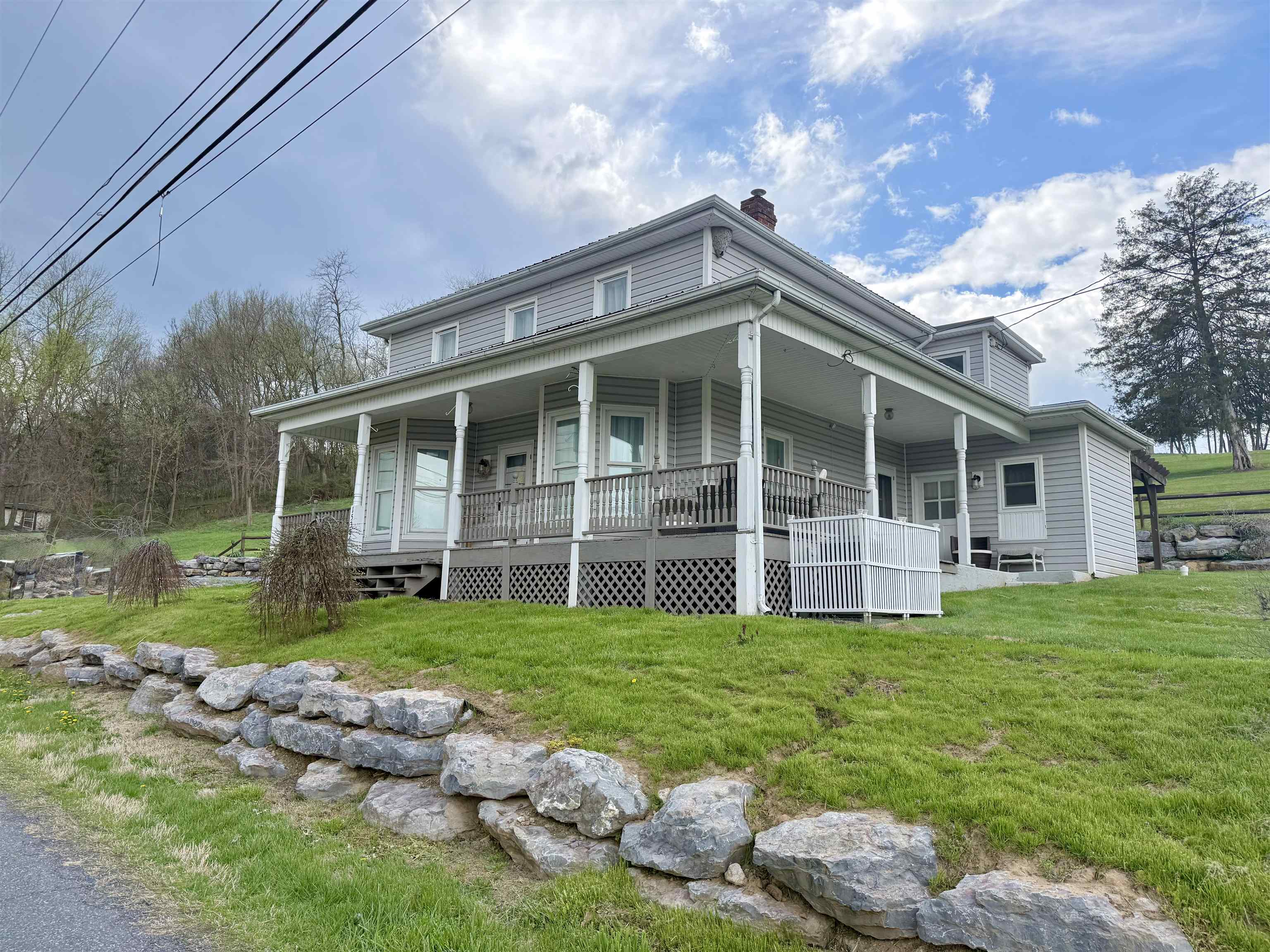 15385 EVERGREEN VALLEY RD, TIMBERVILLE, Virginia 22853, 5 Bedrooms Bedrooms, ,2 BathroomsBathrooms,Residential,15385 EVERGREEN VALLEY RD,675423 MLS # 675423
