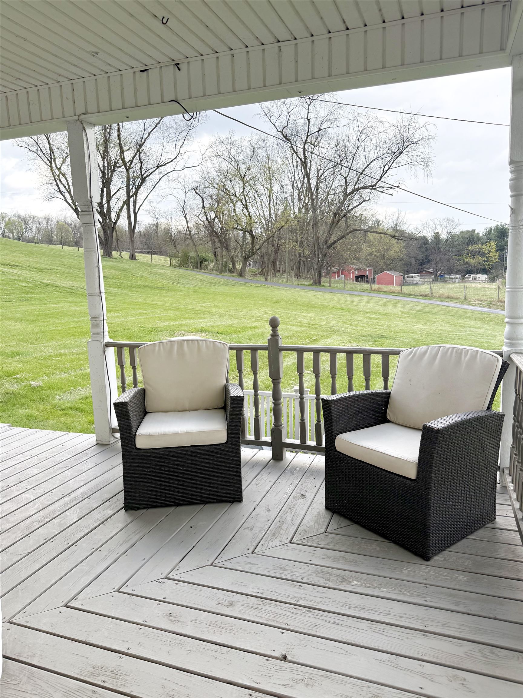 15385 EVERGREEN VALLEY RD, TIMBERVILLE, Virginia 22853, 5 Bedrooms Bedrooms, ,2 BathroomsBathrooms,Residential,15385 EVERGREEN VALLEY RD,675423 MLS # 675423