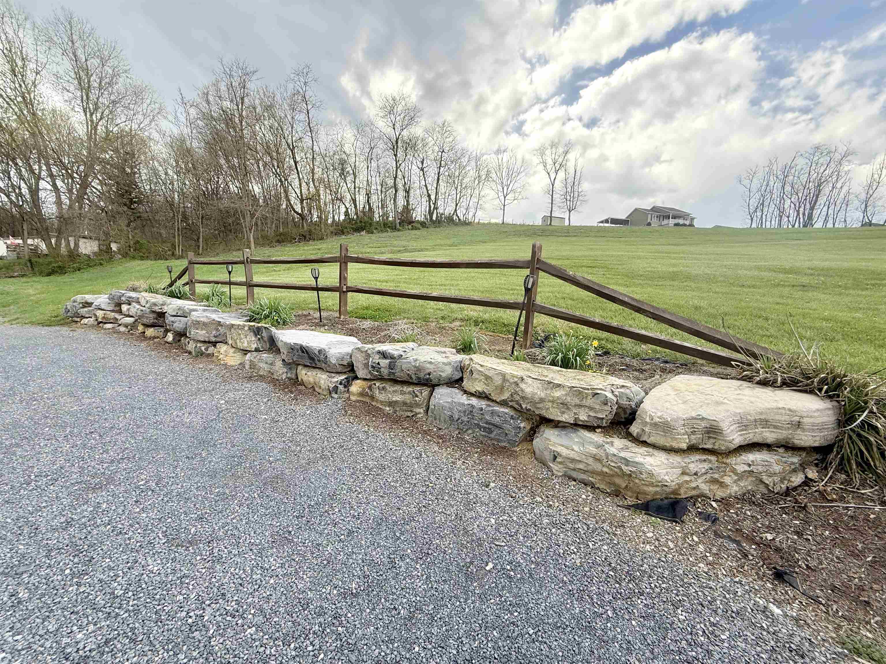 15385 EVERGREEN VALLEY RD, TIMBERVILLE, Virginia 22853, 5 Bedrooms Bedrooms, ,2 BathroomsBathrooms,Residential,15385 EVERGREEN VALLEY RD,675423 MLS # 675423