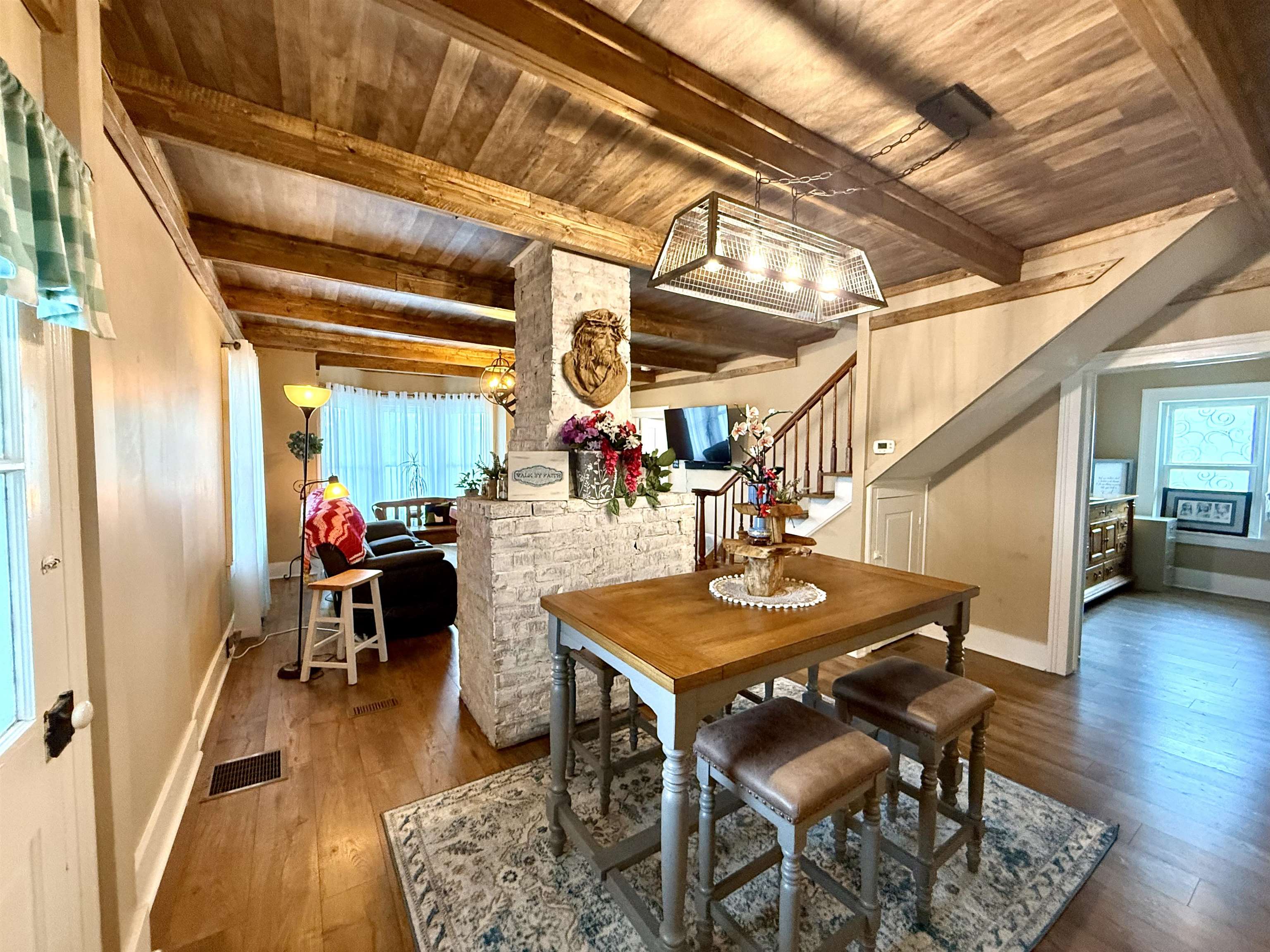 15385 EVERGREEN VALLEY RD, TIMBERVILLE, Virginia 22853, 5 Bedrooms Bedrooms, ,2 BathroomsBathrooms,Residential,15385 EVERGREEN VALLEY RD,675423 MLS # 675423