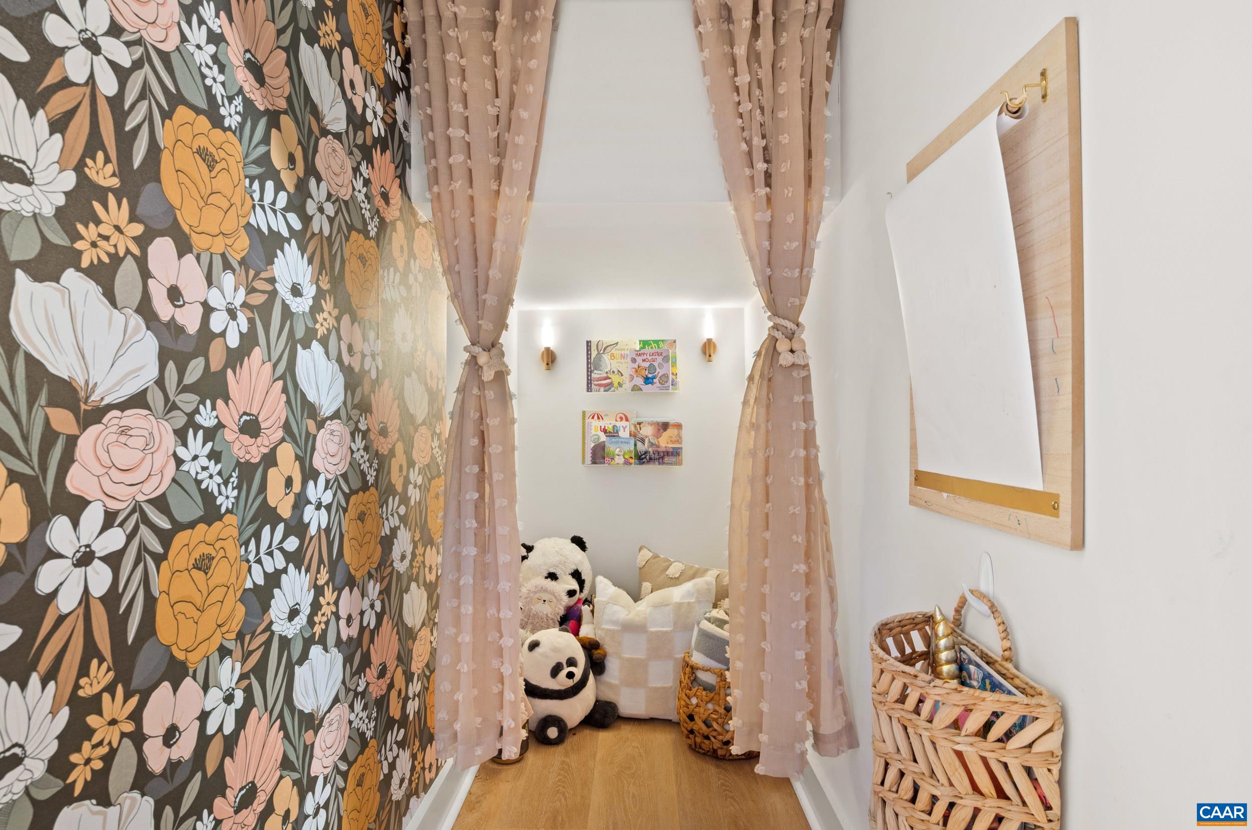 390 BISHOPGATE LN, CROZET, Virginia 22932, 4 Bedrooms Bedrooms, ,3 BathroomsBathrooms,Residential,Chesapeake Homestead,390 BISHOPGATE LN,675433 MLS # 675433