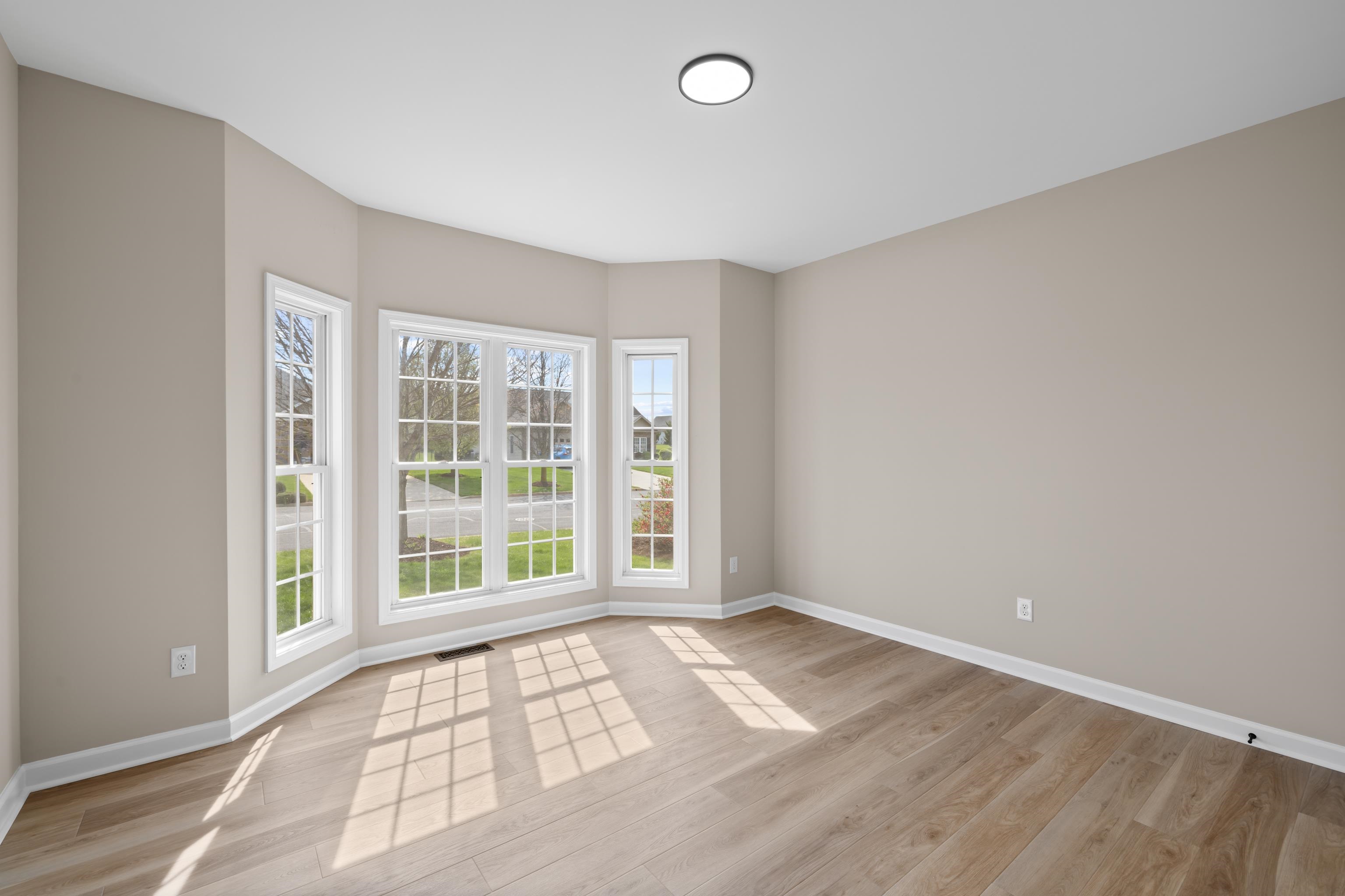 320 PETROS DR, WAYNESBORO, Virginia 22980, 4 Bedrooms Bedrooms, ,2 BathroomsBathrooms,Residential,320 PETROS DR,675442 MLS # 675442 320 PETROS DR, WAYNESBORO, Virginia 22980, 4 Bedrooms Bedrooms, ,2 BathroomsBathrooms,Residential,320 PETROS DR,675442 MLS # 675442