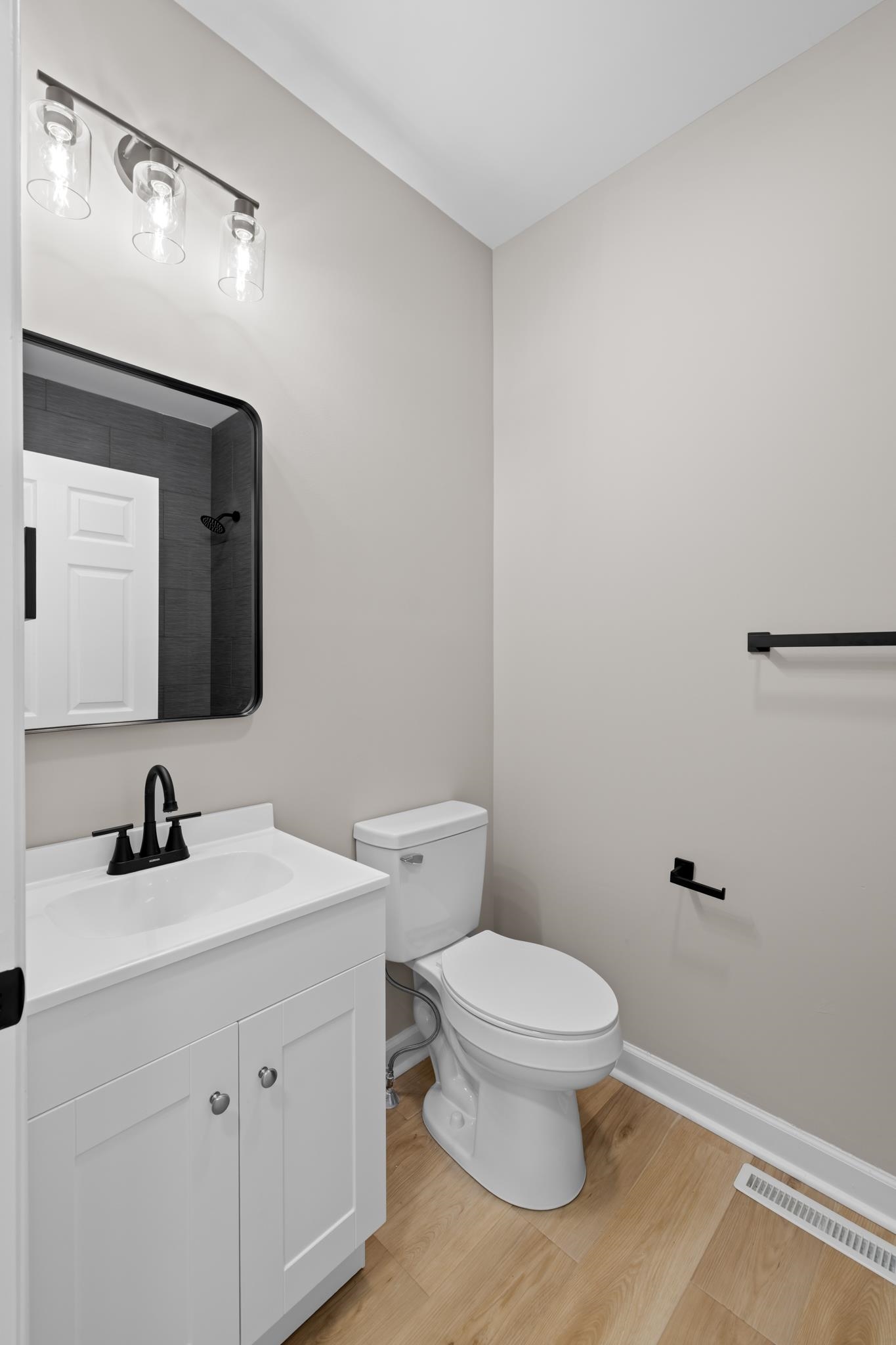 320 PETROS DR, WAYNESBORO, Virginia 22980, 4 Bedrooms Bedrooms, ,2 BathroomsBathrooms,Residential,320 PETROS DR,675442 MLS # 675442 320 PETROS DR, WAYNESBORO, Virginia 22980, 4 Bedrooms Bedrooms, ,2 BathroomsBathrooms,Residential,320 PETROS DR,675442 MLS # 675442