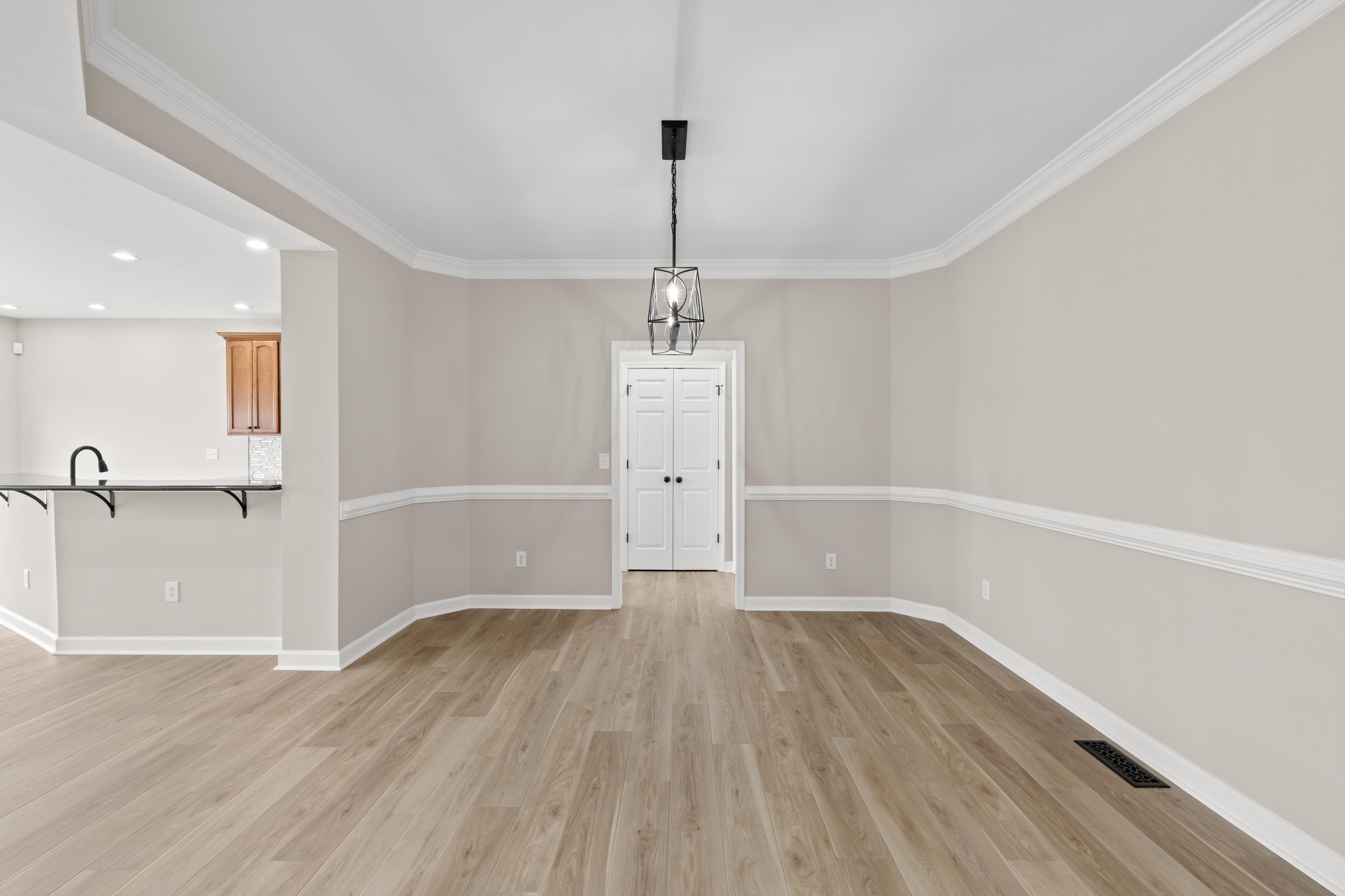 320 PETROS DR, WAYNESBORO, Virginia 22980, 4 Bedrooms Bedrooms, ,2 BathroomsBathrooms,Residential,320 PETROS DR,675442 MLS # 675442 320 PETROS DR, WAYNESBORO, Virginia 22980, 4 Bedrooms Bedrooms, ,2 BathroomsBathrooms,Residential,320 PETROS DR,675442 MLS # 675442