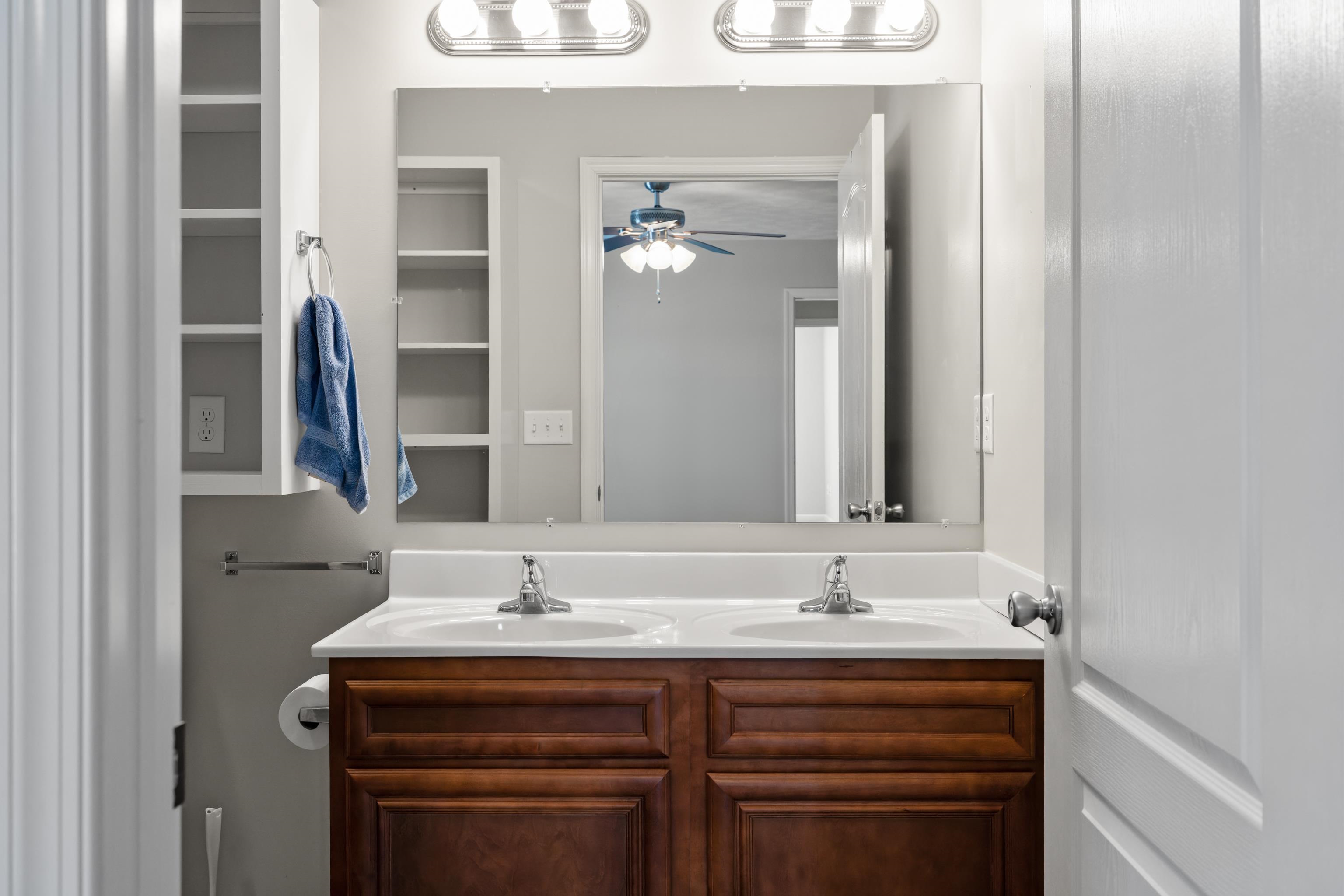 3365 LEGION WAY, BROADWAY, Virginia 22815, 3 Bedrooms Bedrooms, ,2 BathroomsBathrooms,Residential,3365 LEGION WAY,675444 MLS # 675444 3365 LEGION WAY, BROADWAY, Virginia 22815, 3 Bedrooms Bedrooms, ,2 BathroomsBathrooms,Residential,3365 LEGION WAY,675444 MLS # 675444